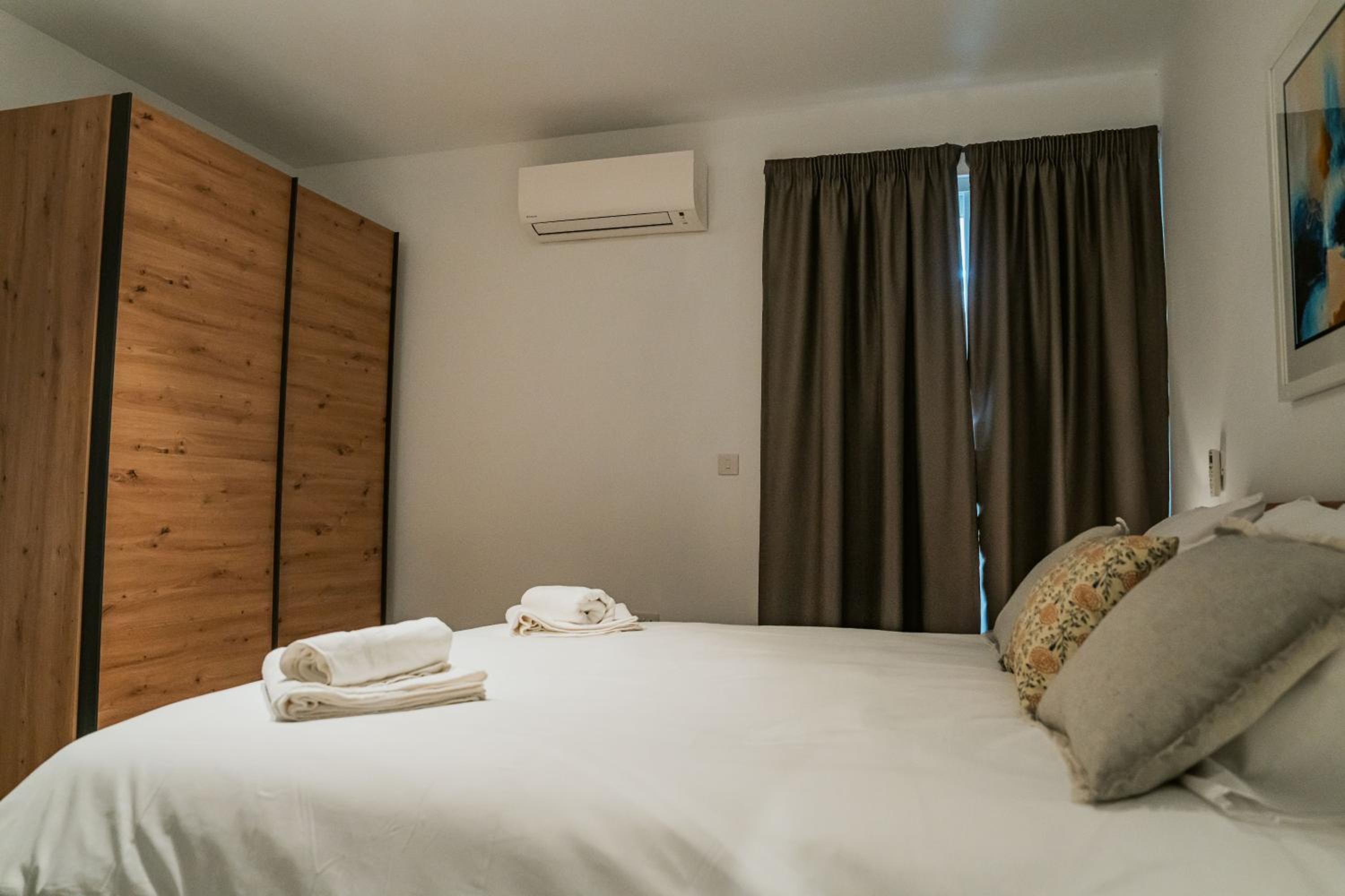 86 Spinola Bay, photo 45