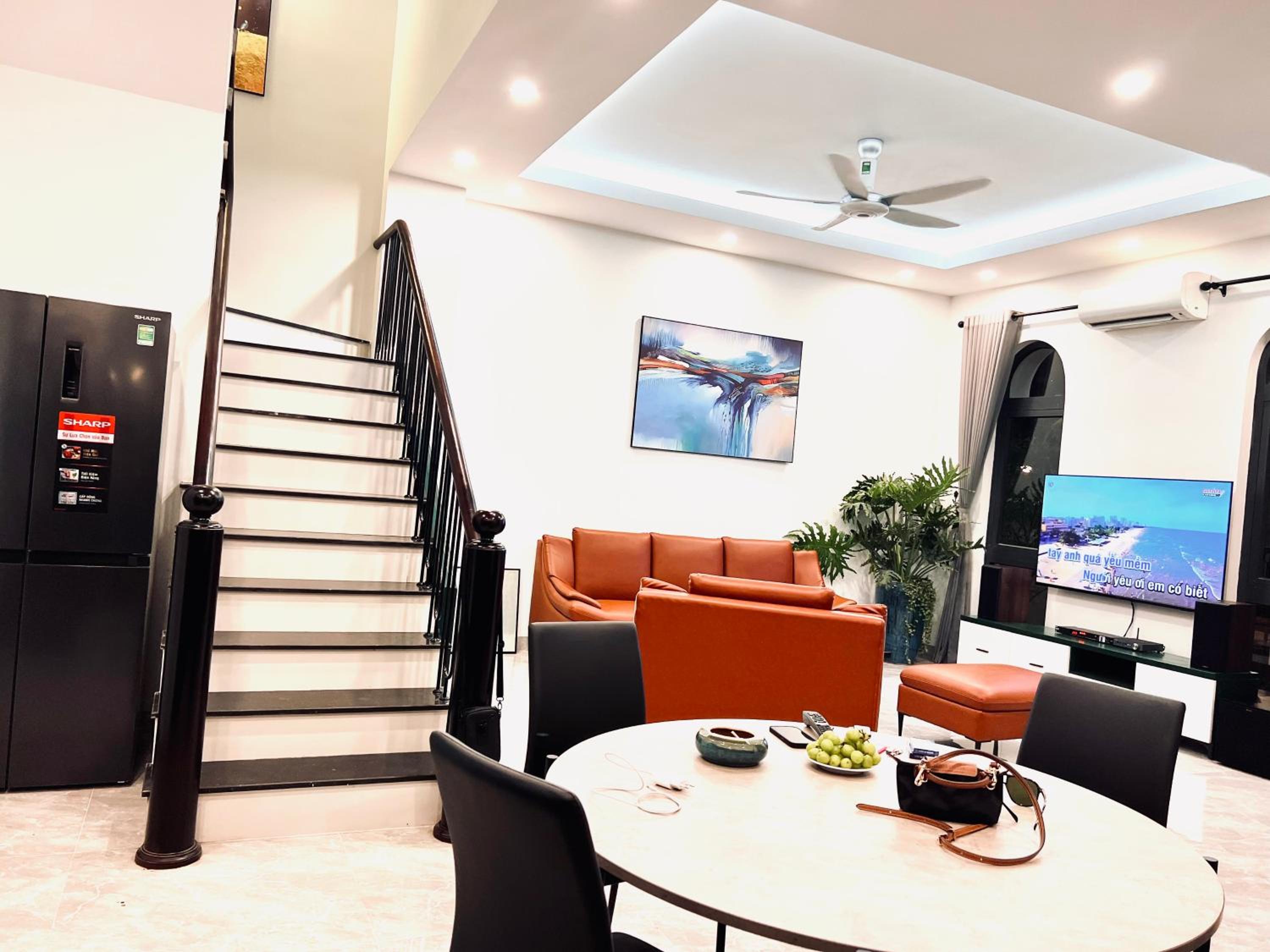 HungChu's Villa Vinhome Ocean Park