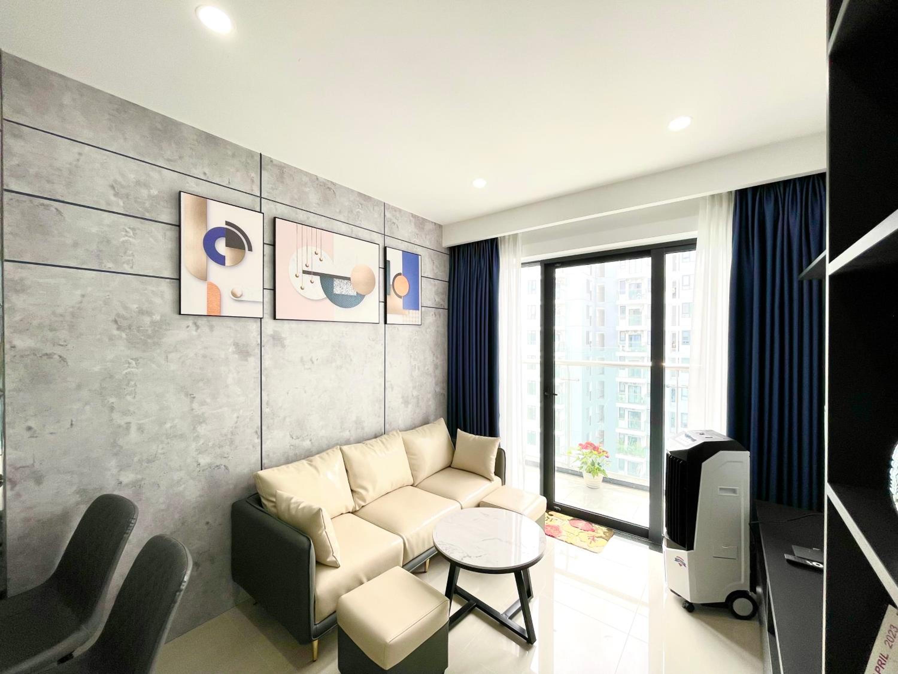 Hue Oi 5 Homestay - Spacious 2-Bedroom Apartment with Balcony & Pool view 5