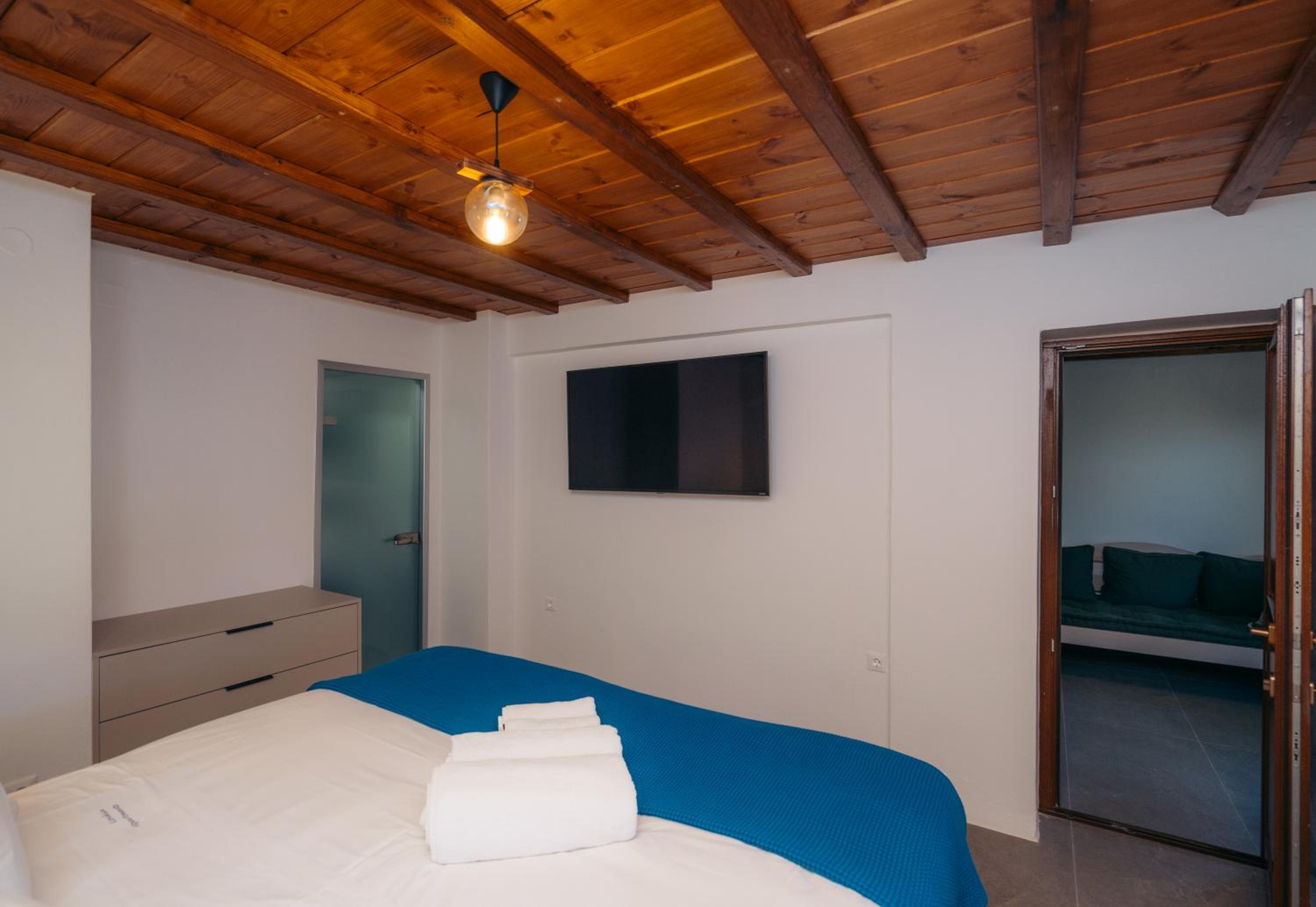 Loukia Apartments