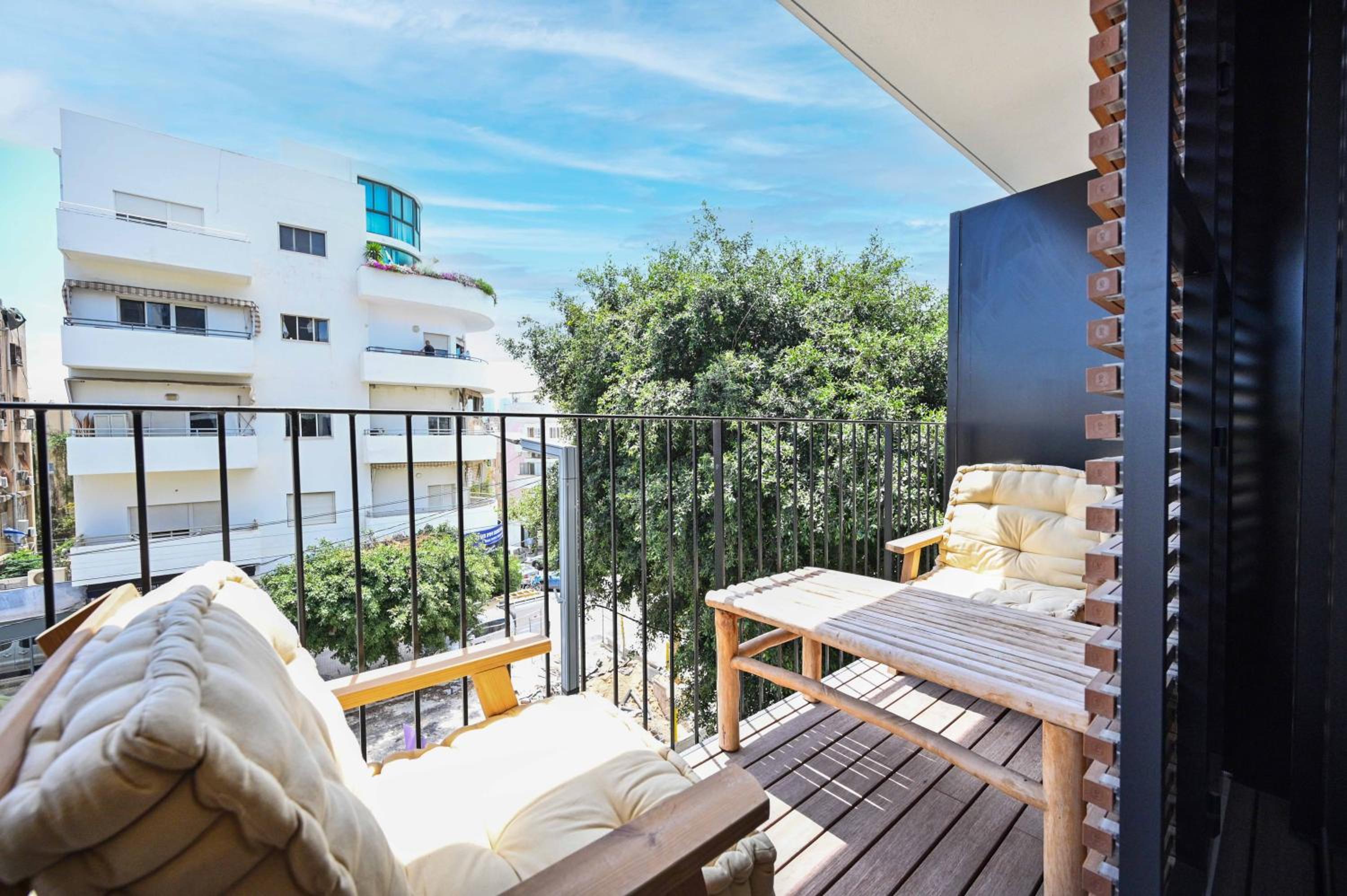 Charming 2BR with Balcony in Ben Yehuda st By HolyGuest view 3