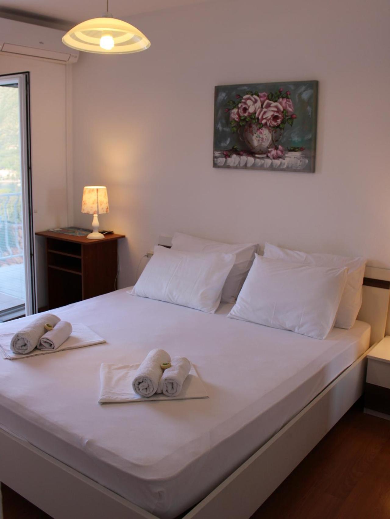 Bjelopera Rooms