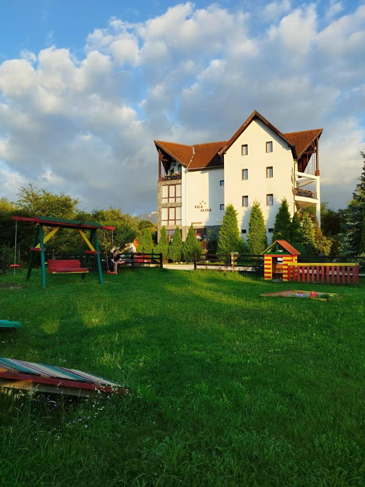 Vila Alisa view 5
