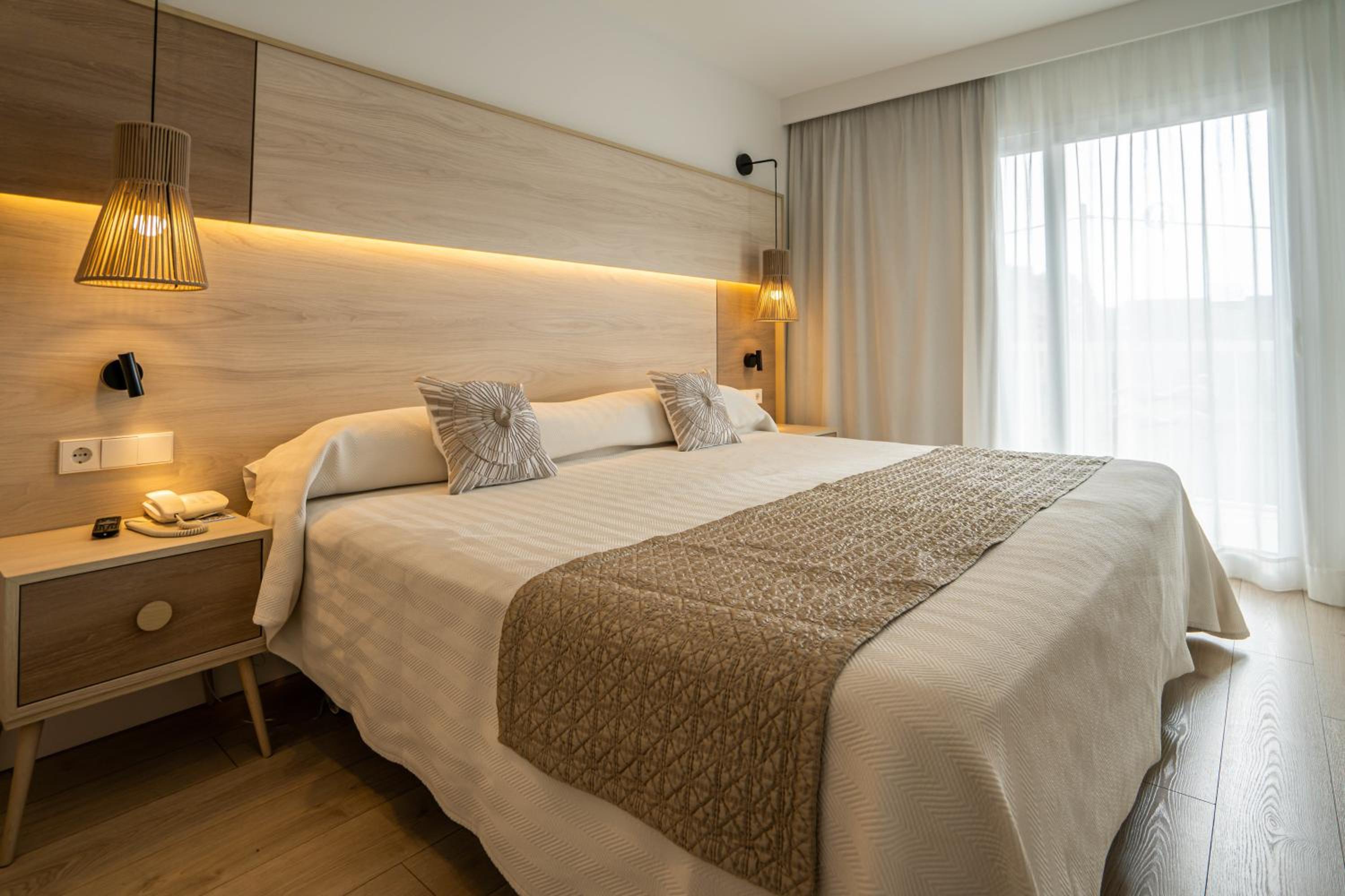 Playa de Palma Vacations - Leman Hotel y Apartamentos - Property Image 11