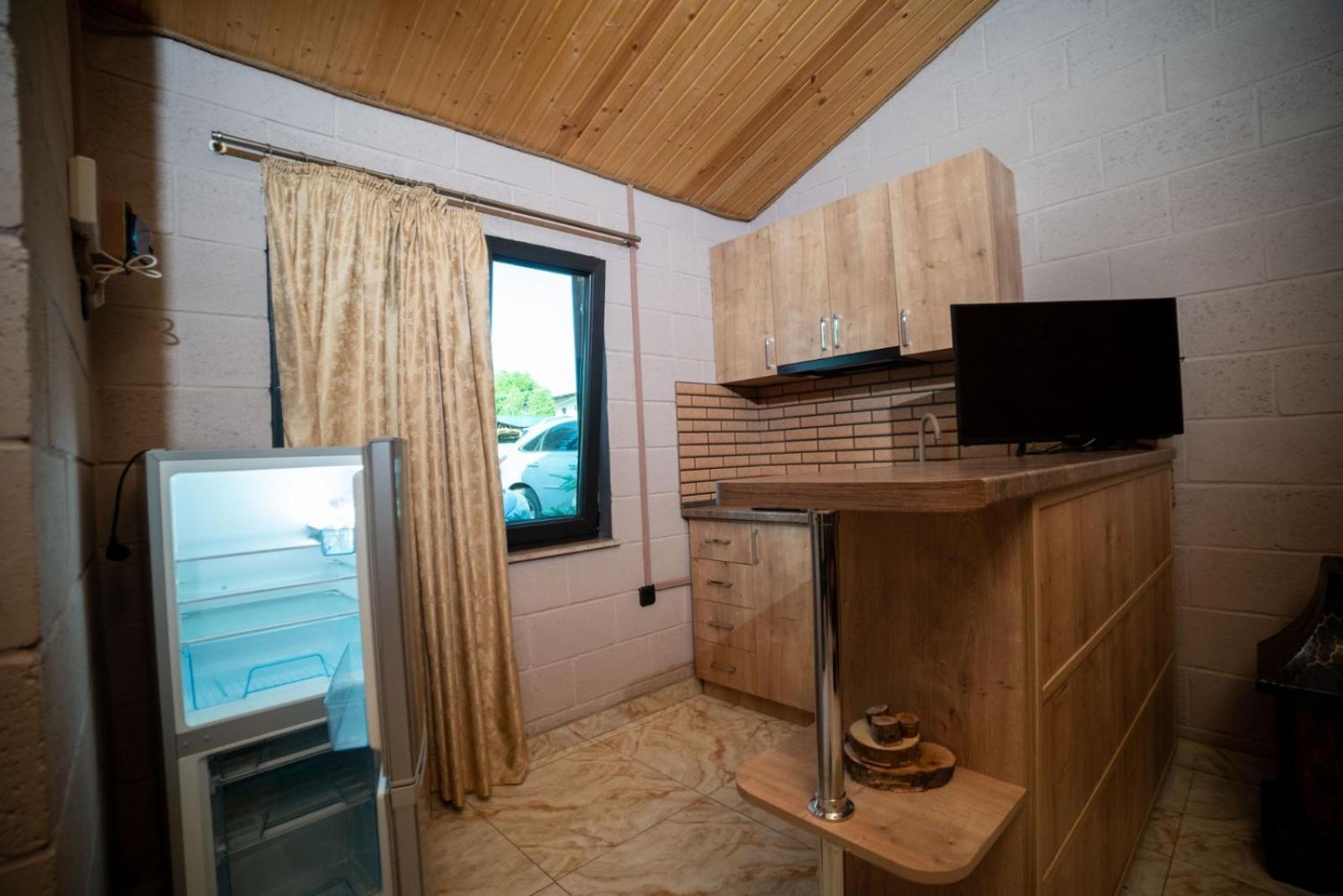 Arevik Resort Cottages