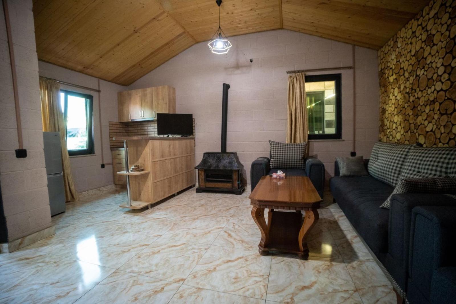 Arevik Resort Cottages