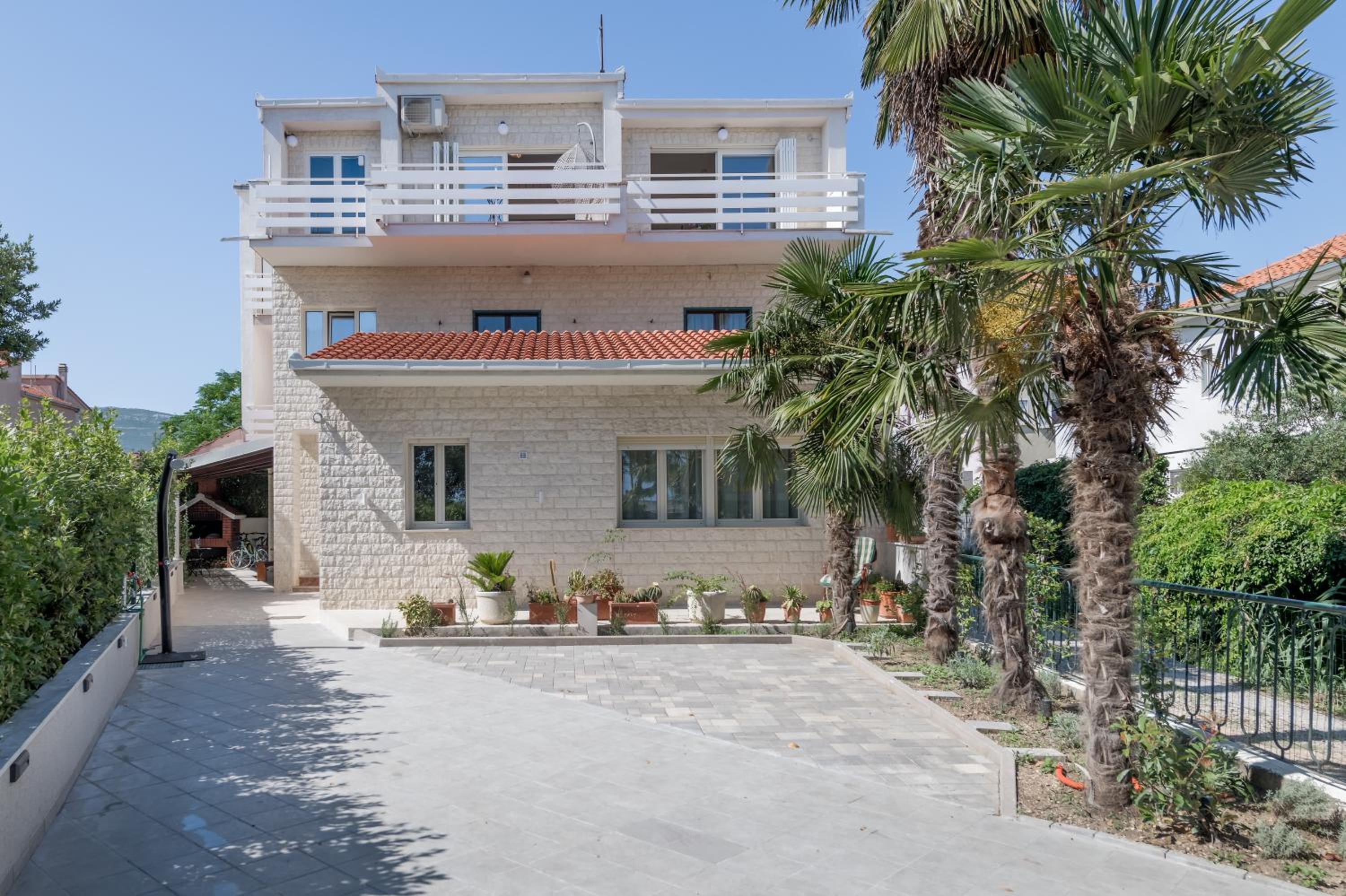Beach Residence Parat