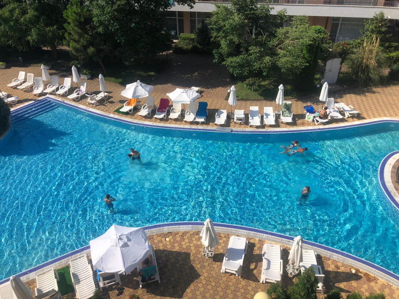 Lovely 3 Room Apartment new furnished Kamelia Sunny Beach
