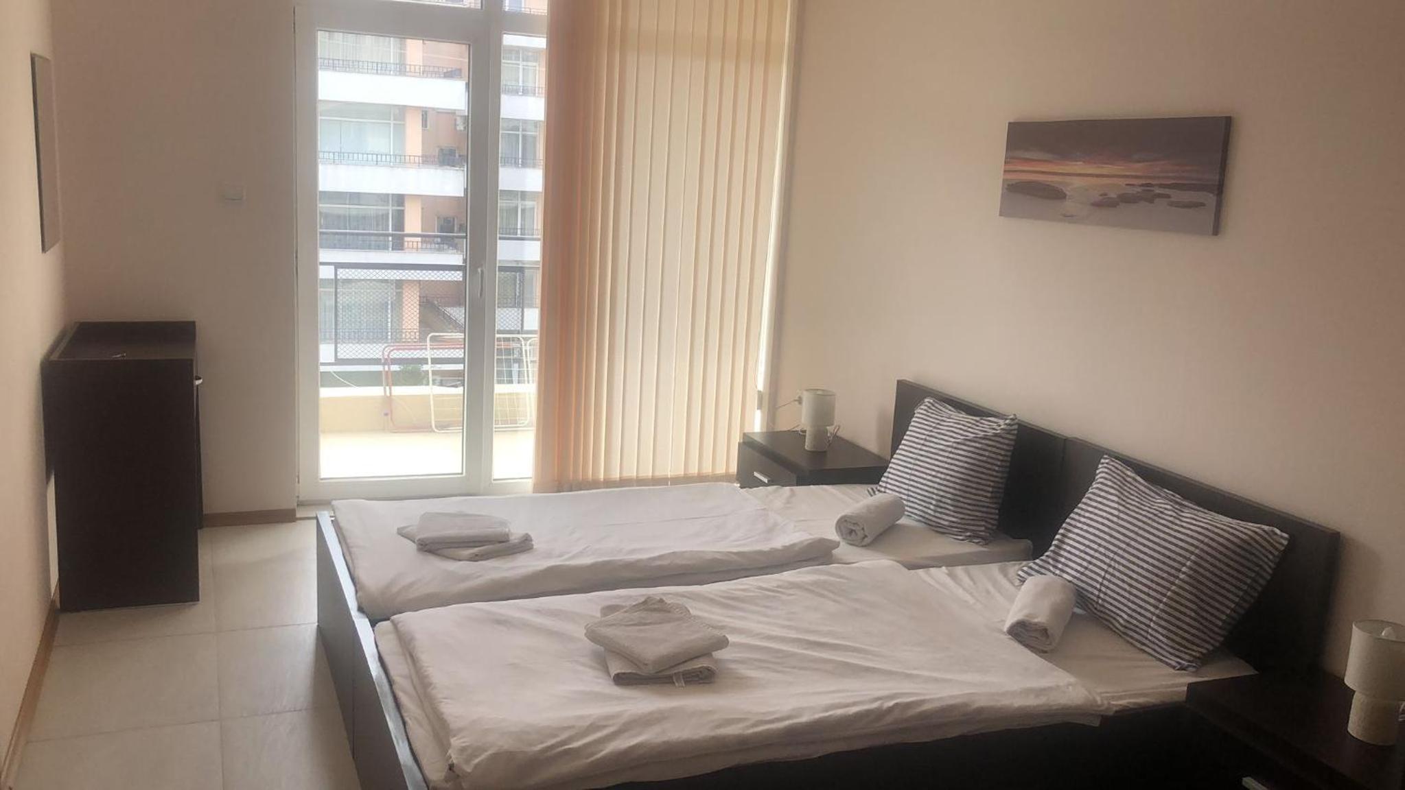 Lovely 3 Room Apartment new furnished Kamelia Sunny Beach