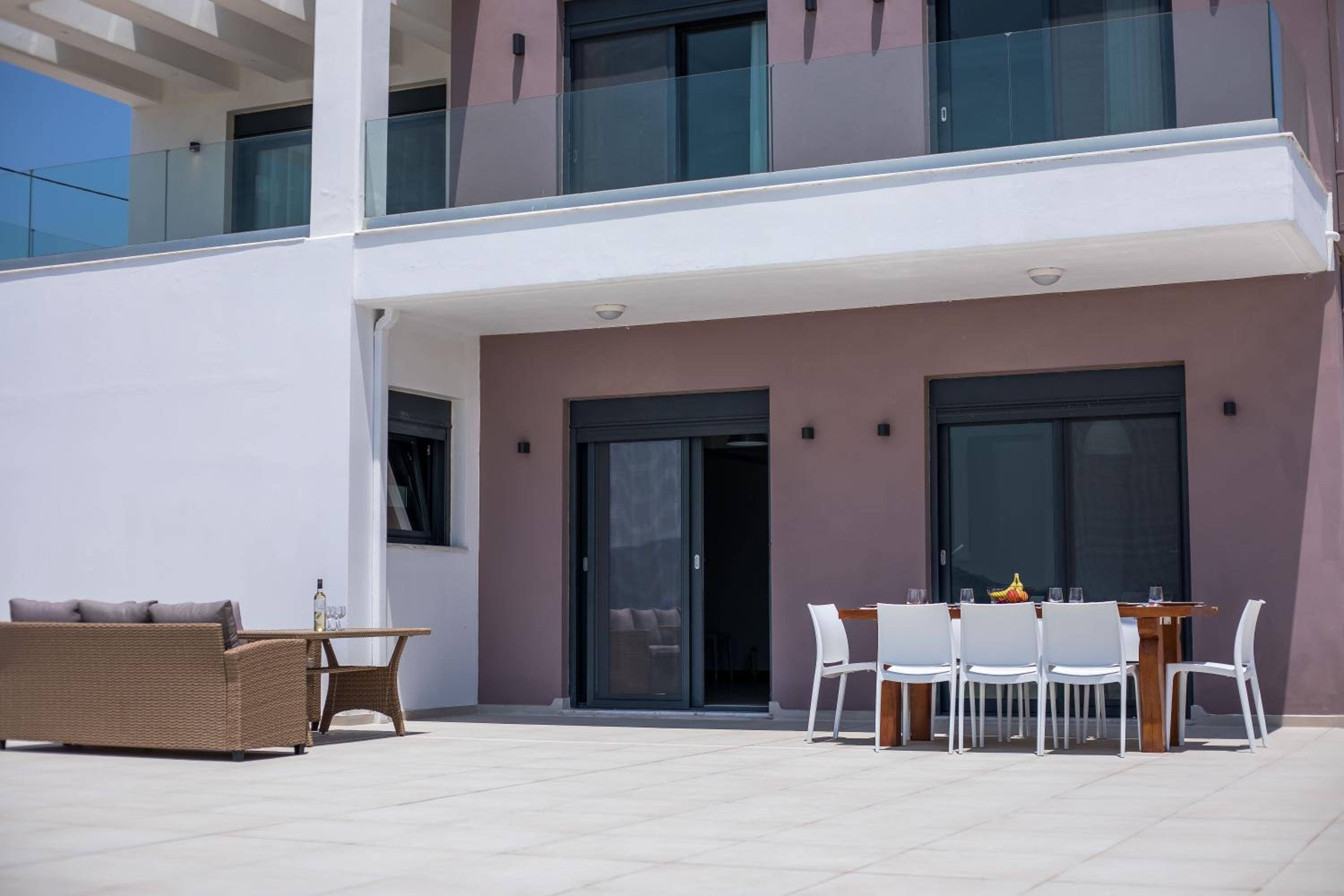 Villa Aurora