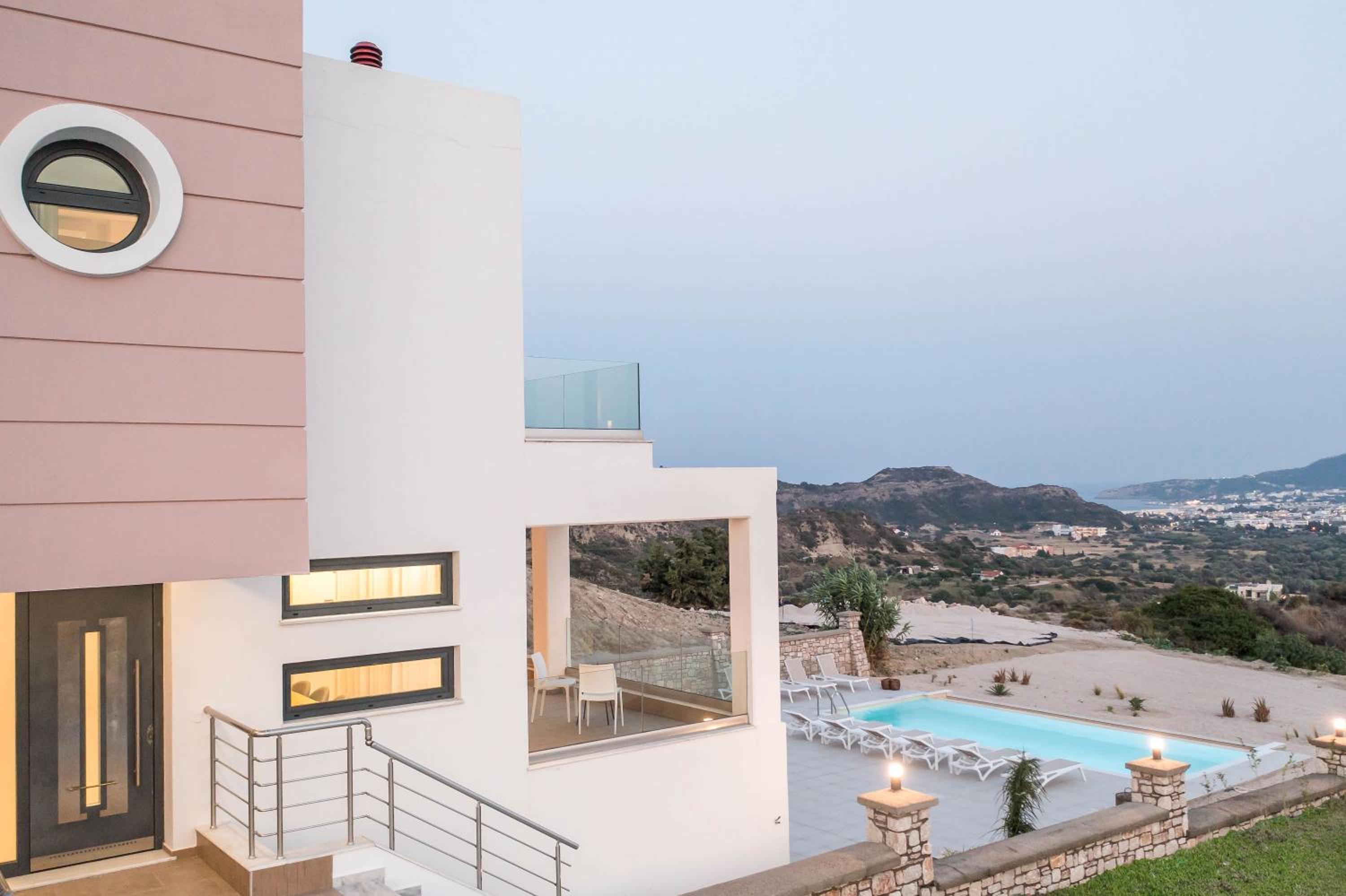 Villa Aurora