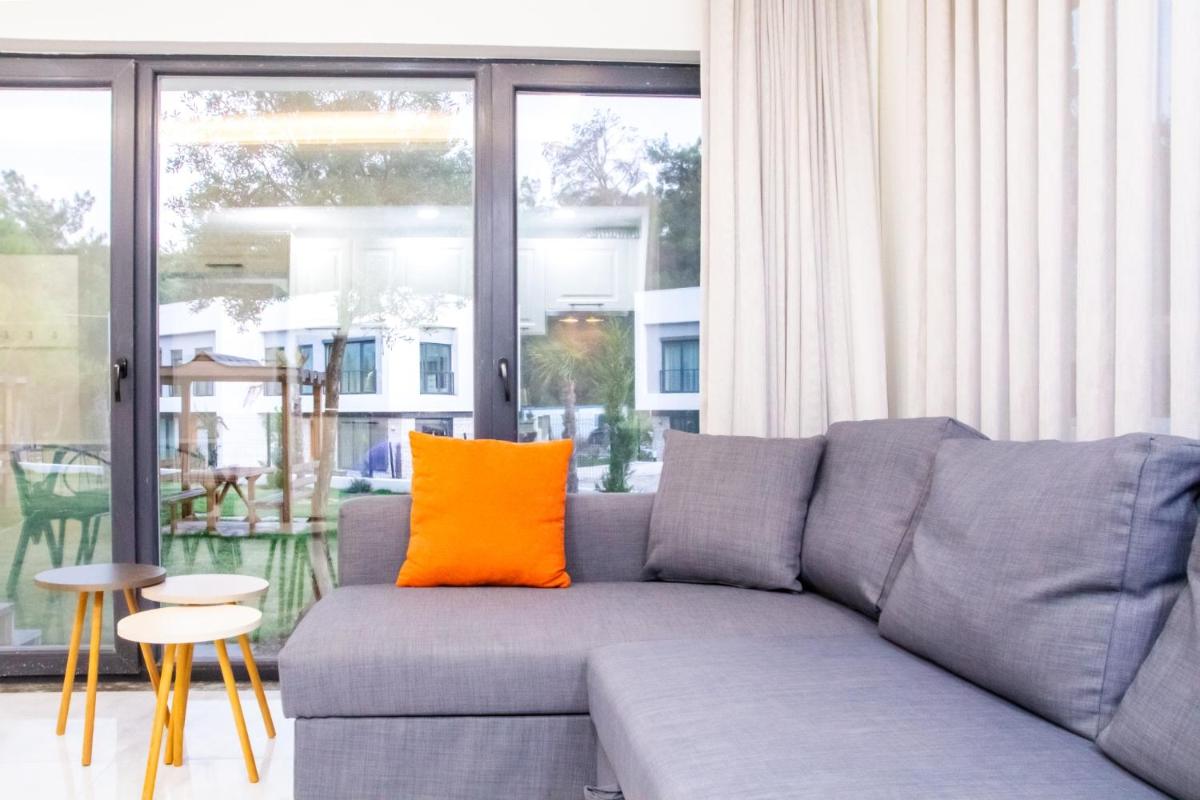 Flat w Spacious Garden 5 min to Beach in Milas view 2