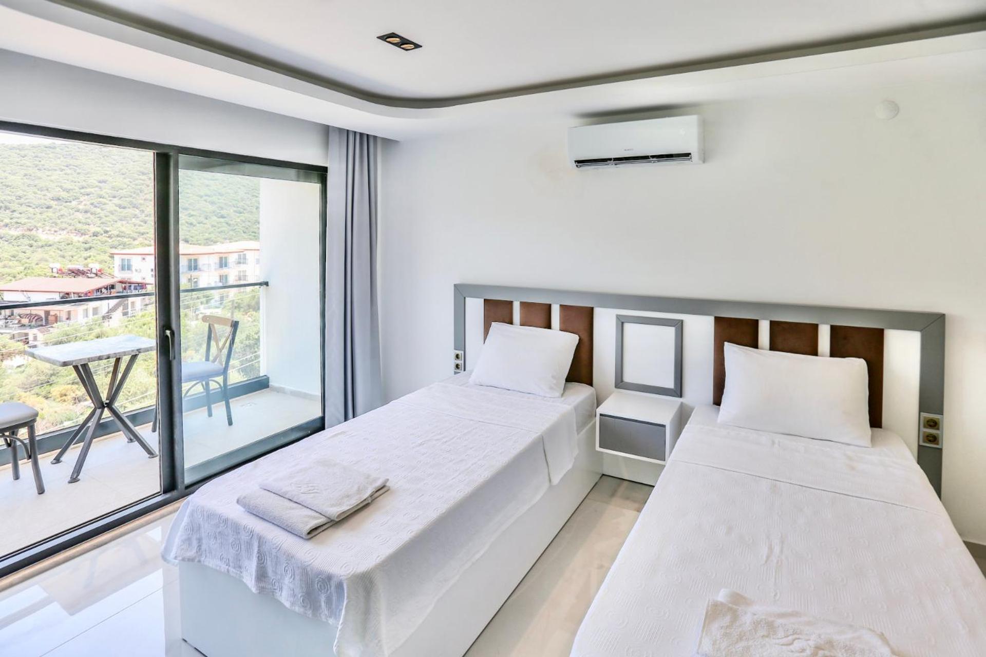 Stonehillkaş - Image 126