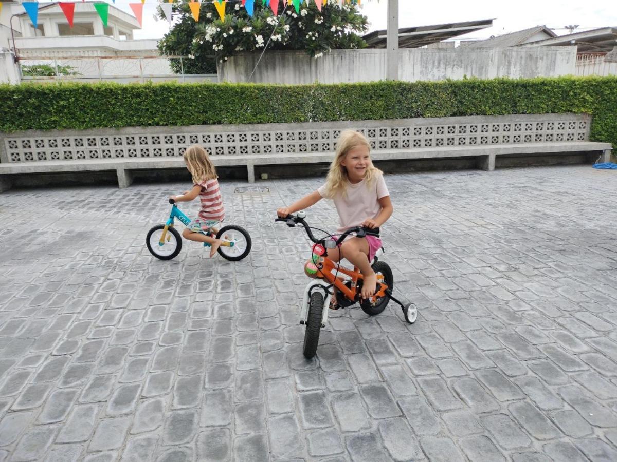 children's play area