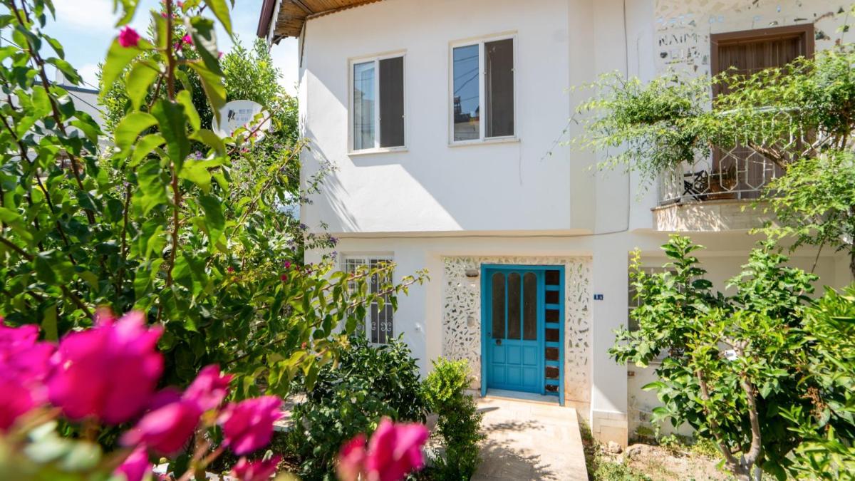 Flat w Balcony and Garden 25 min to Oludeniz