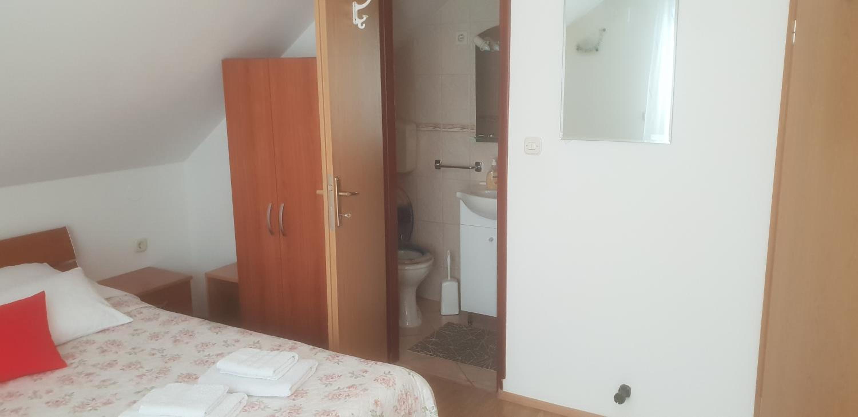 Apartments Miše