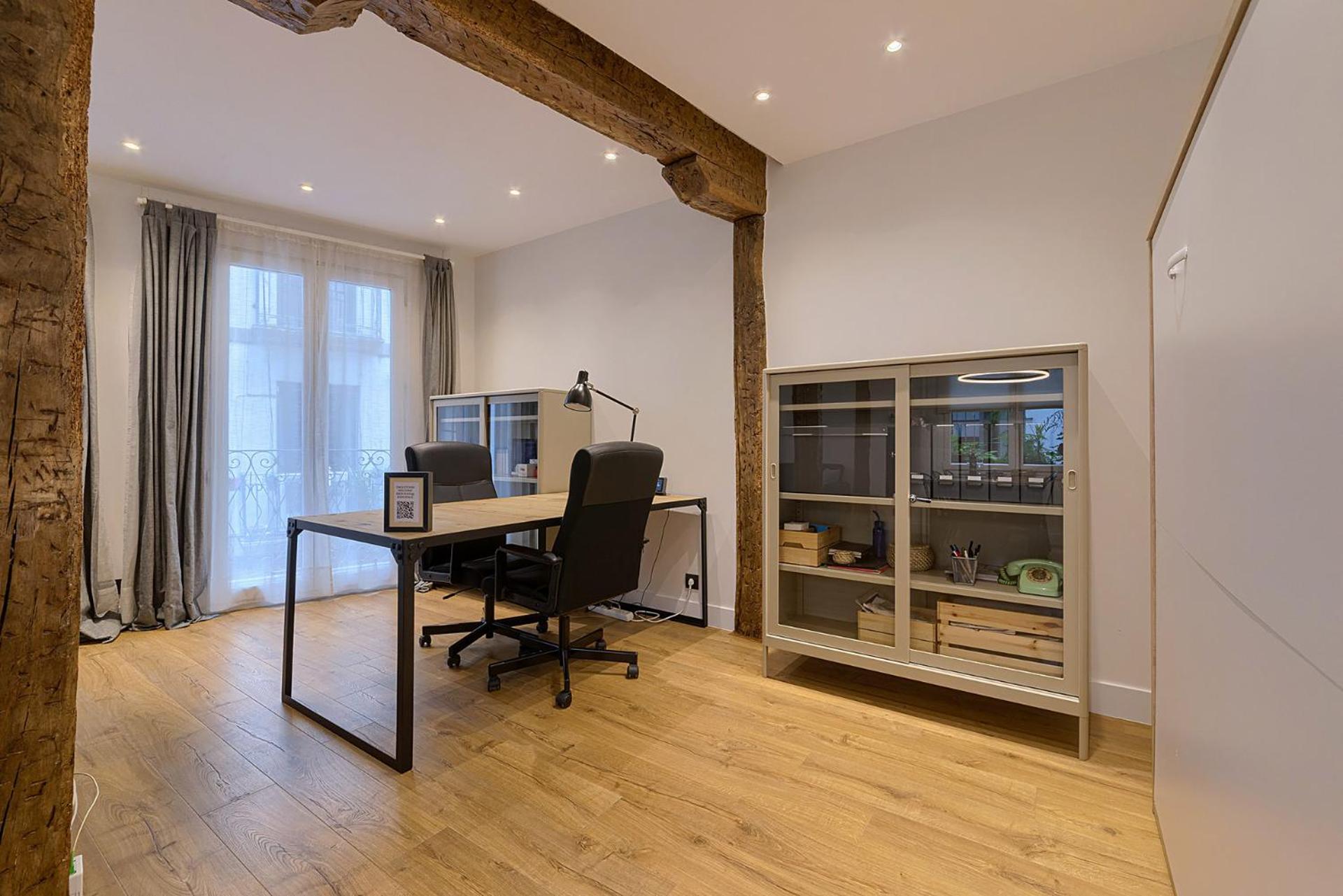 Moderno y Lujoso en el Historico Casco Viejo