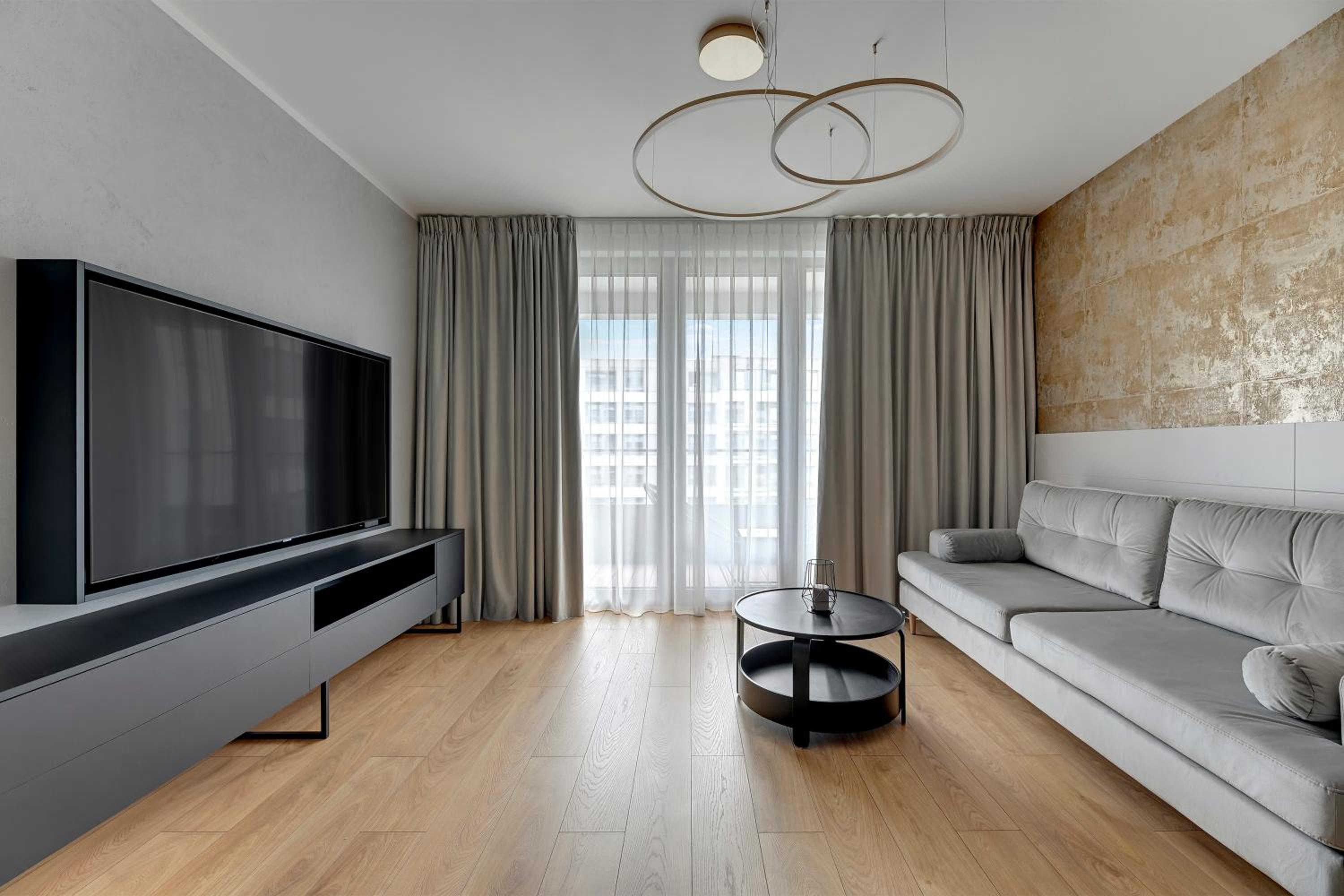 Plac Unii Gdynia Central by Lion Apartments