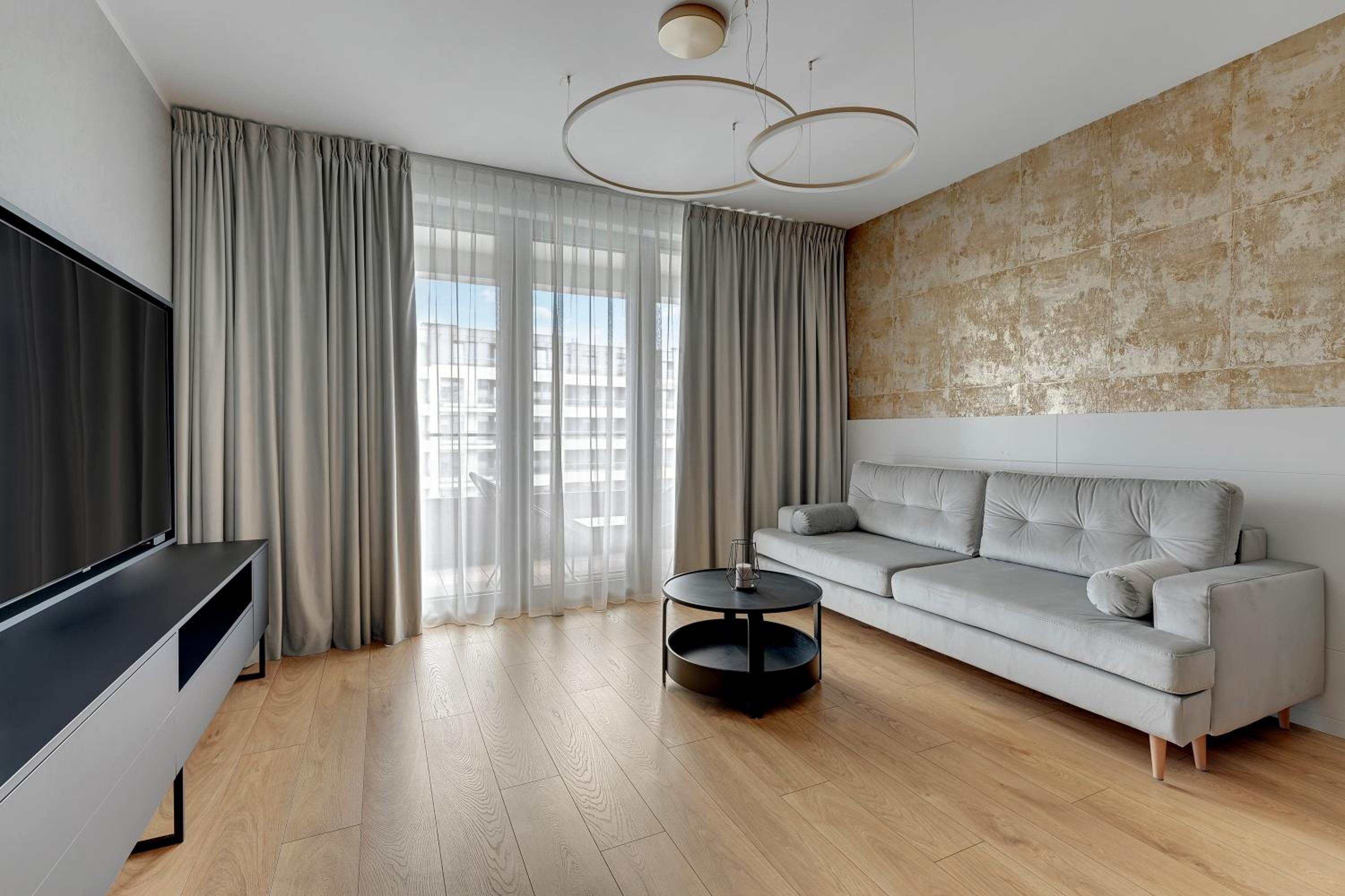 Plac Unii Gdynia Central by Lion Apartments