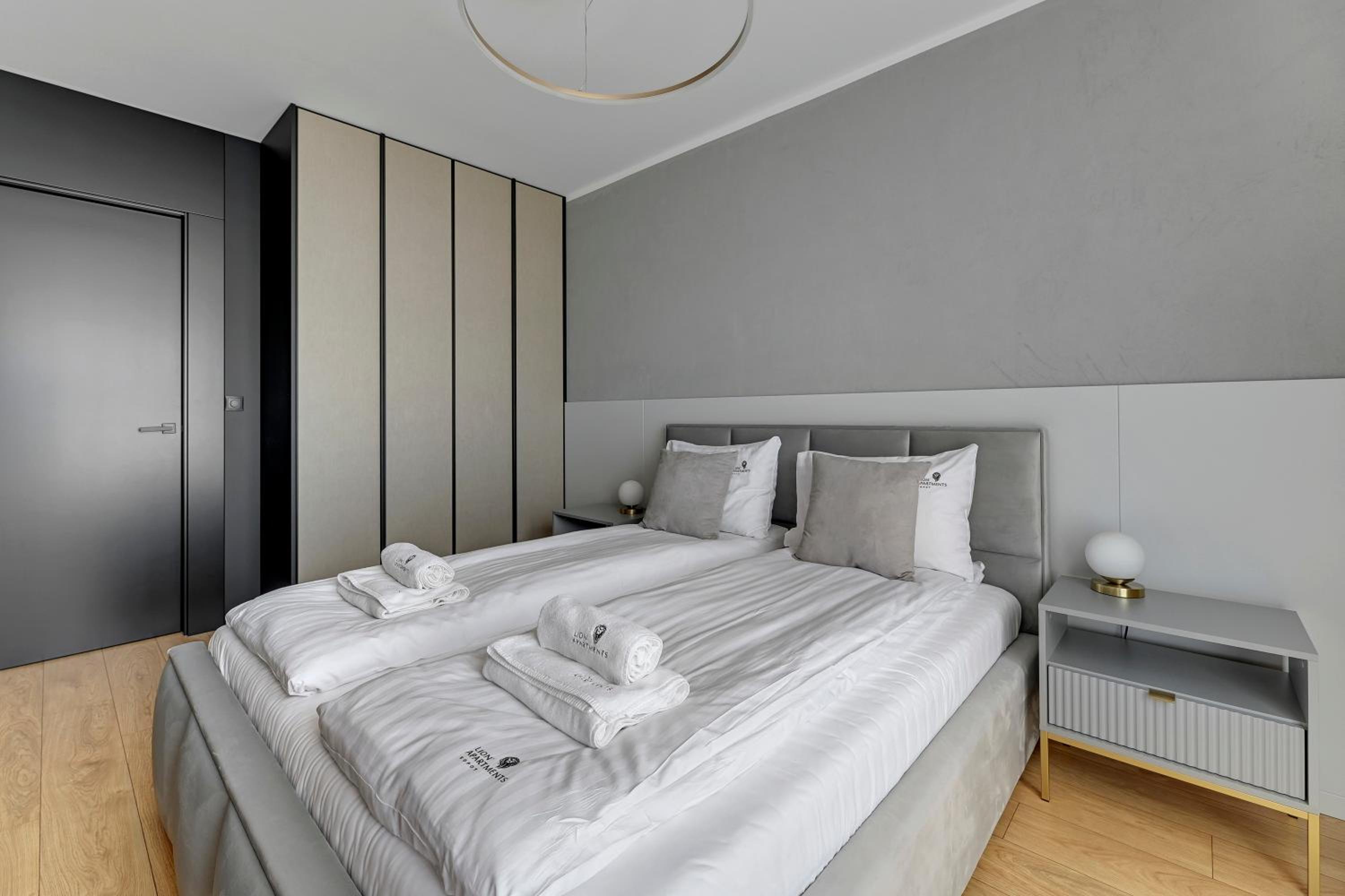Plac Unii Gdynia Central by Lion Apartments