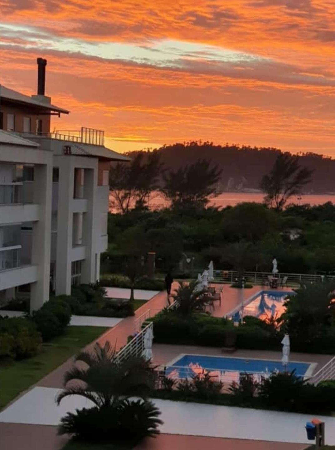 Apartamento na Praia do Campeche