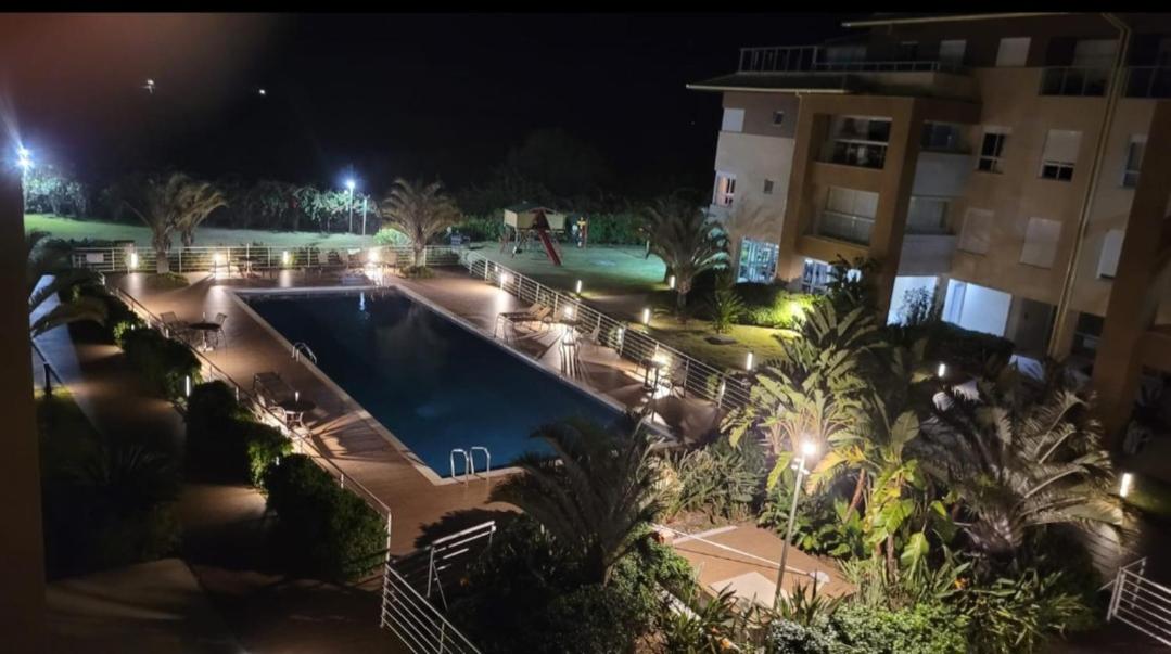 Apartamento na Praia do Campeche