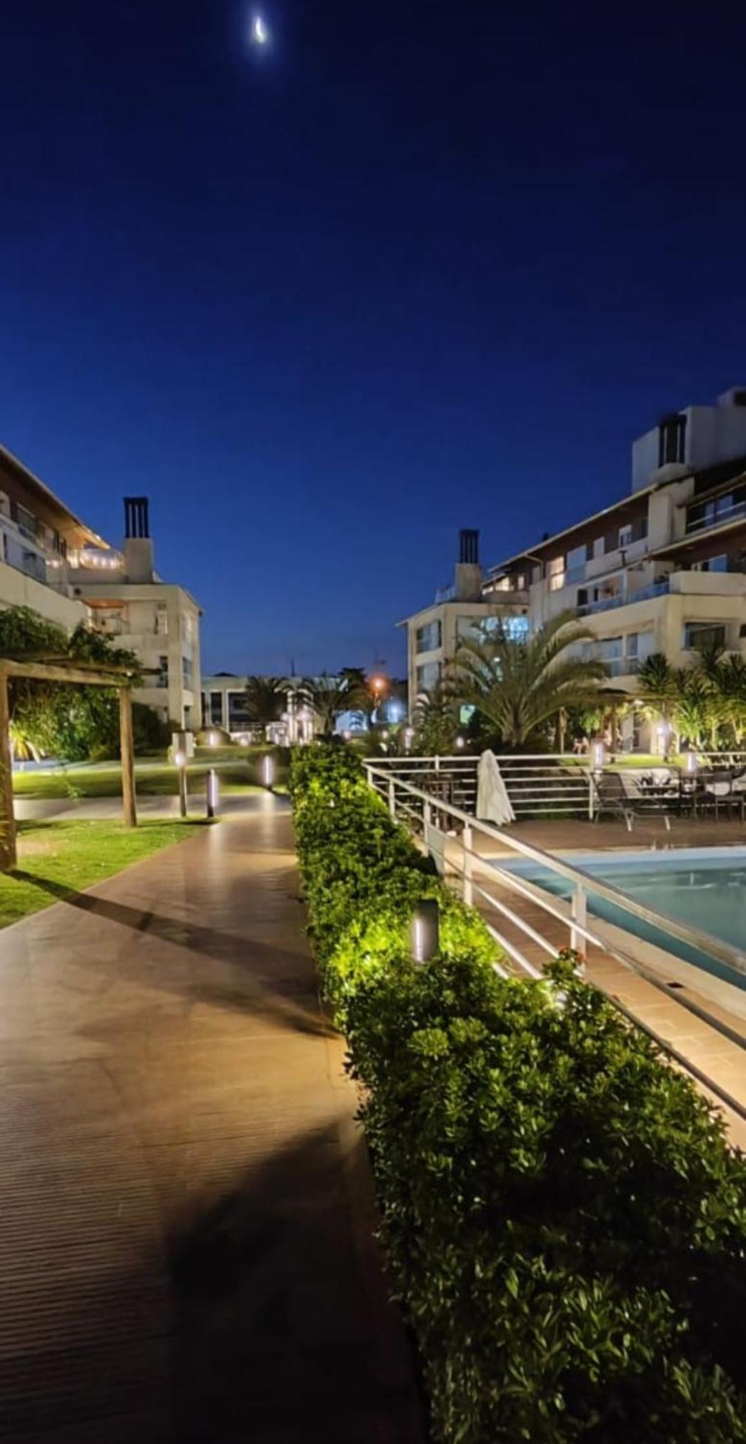 Apartamento na Praia do Campeche