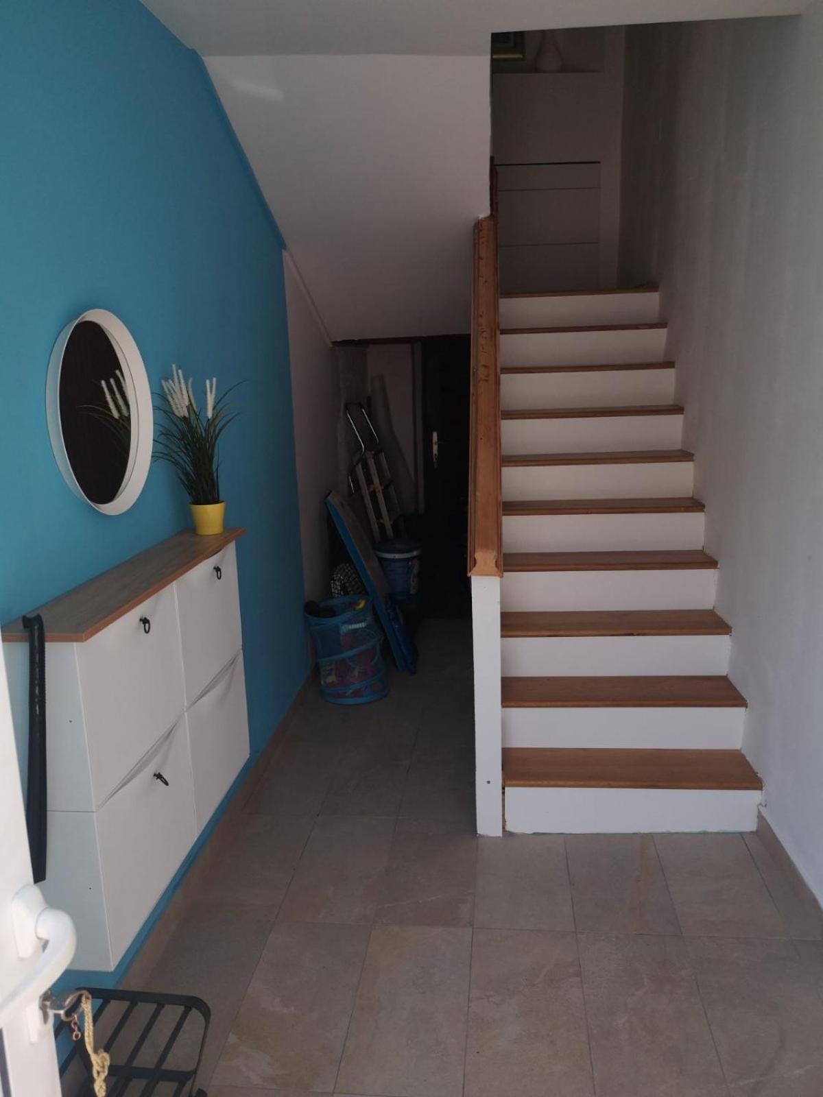Orangé, house by the beach view 2
