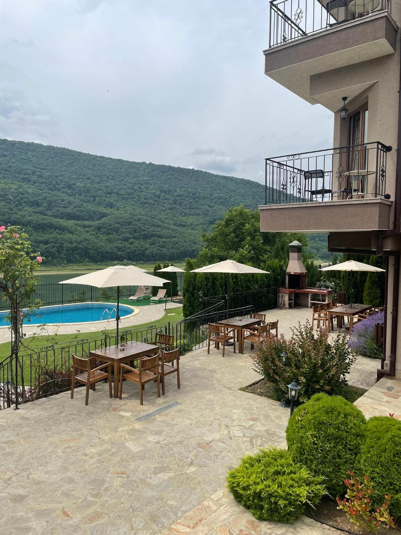 Eco House Kitana