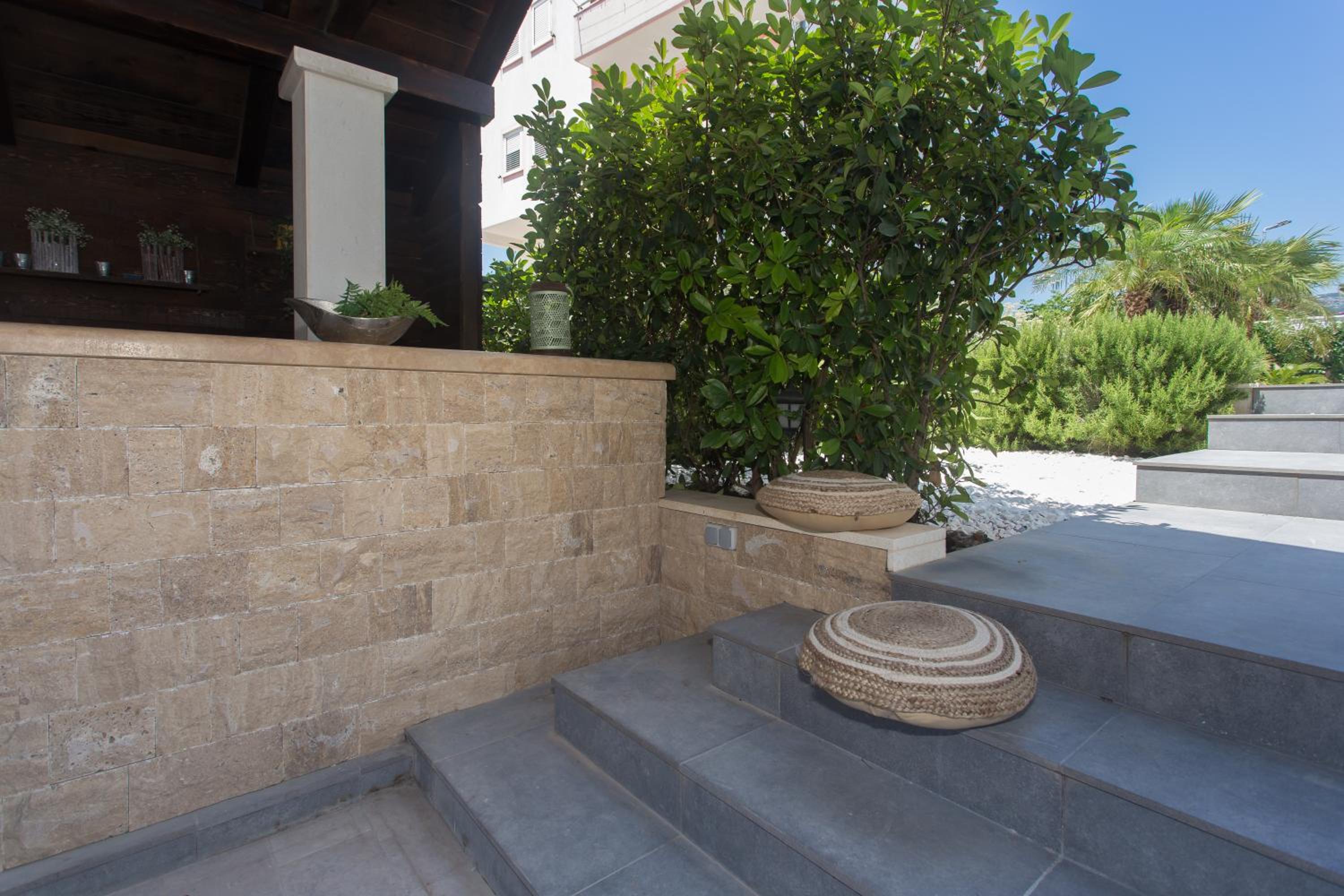 Villa Solis Kastela - Private Heated Pool