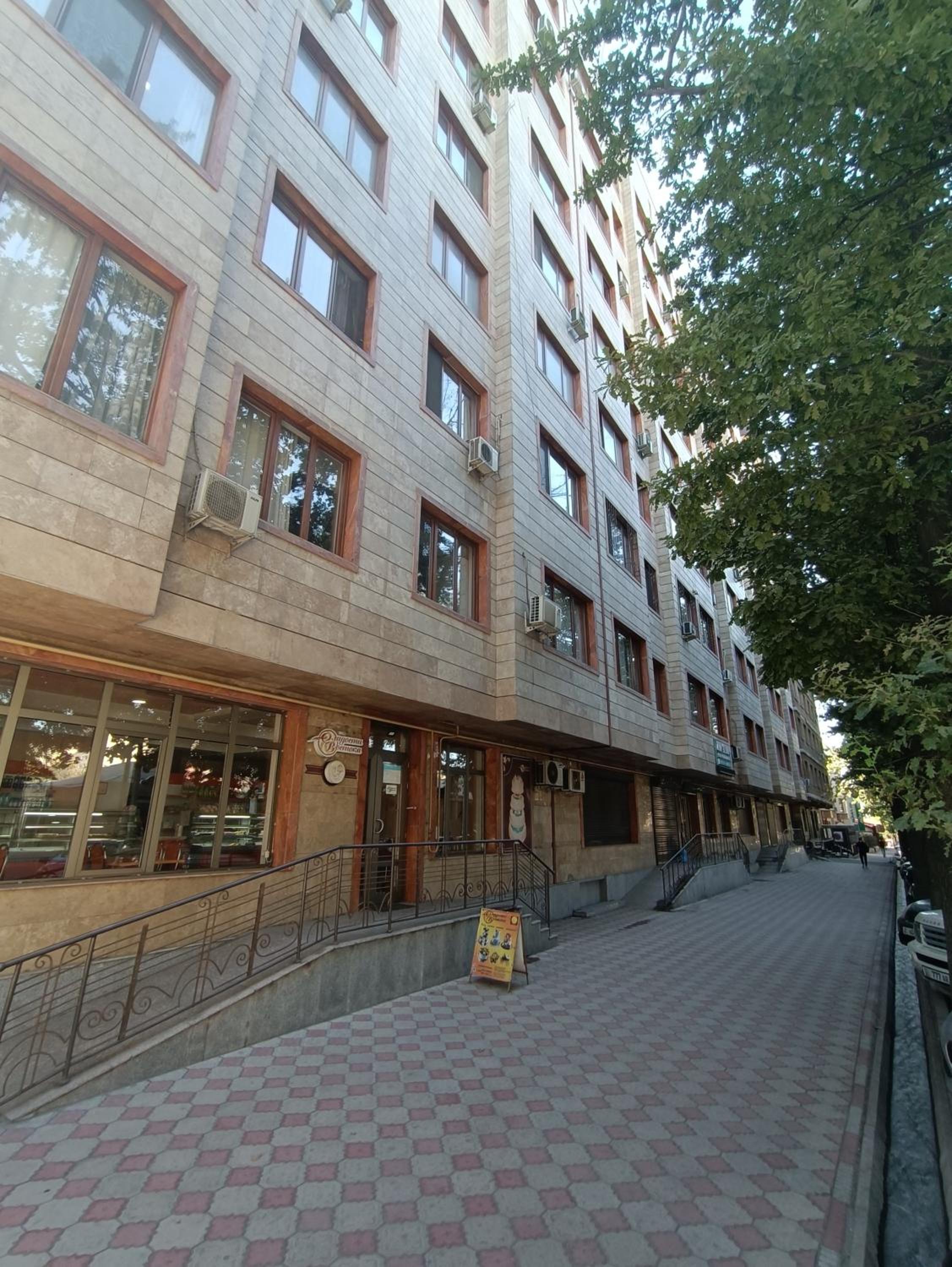 Cozy apartment in the city center view 4