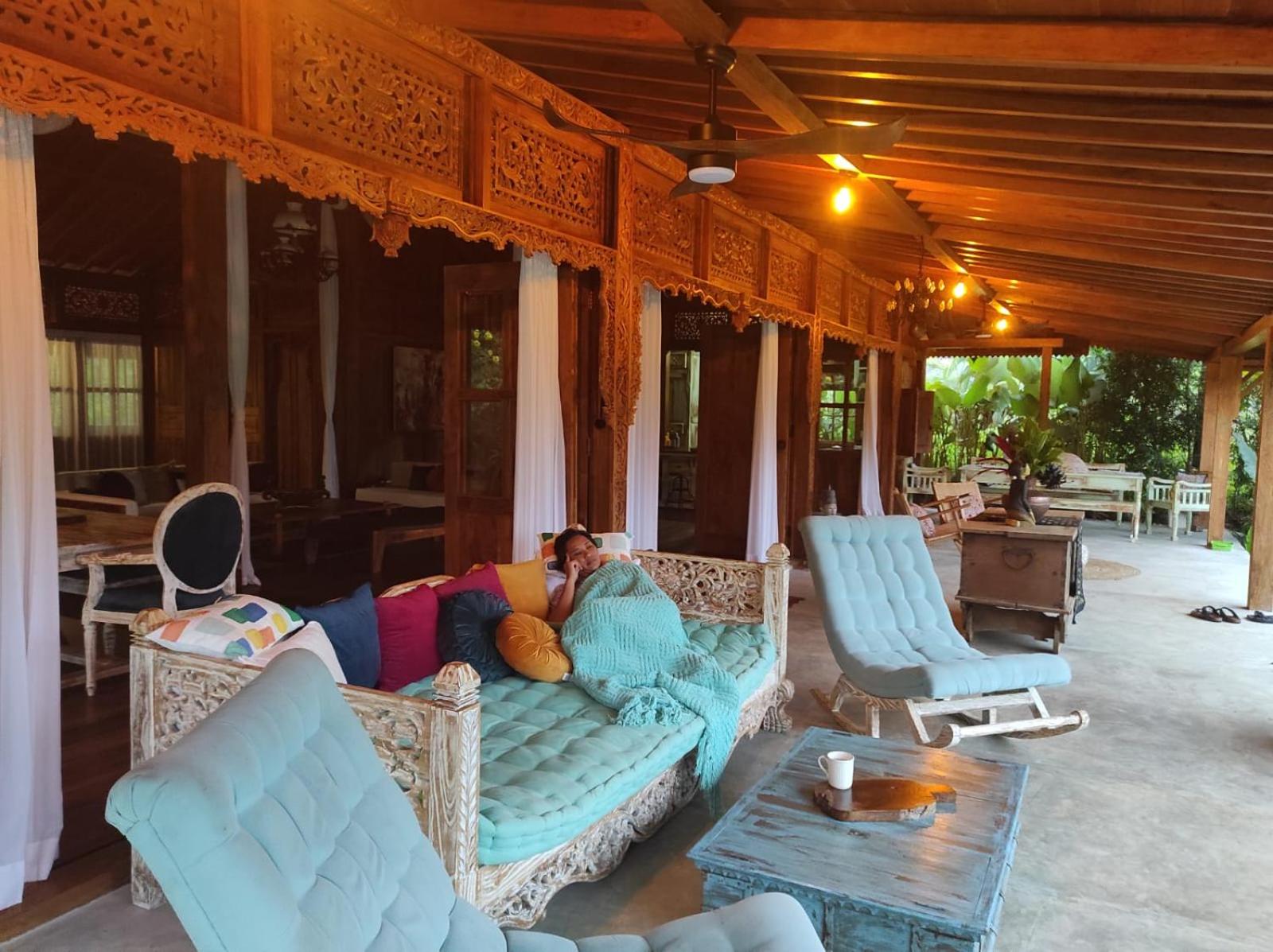 Villa Joglo Omah Kempalan, private pool, 6 BR in Sentul view 3