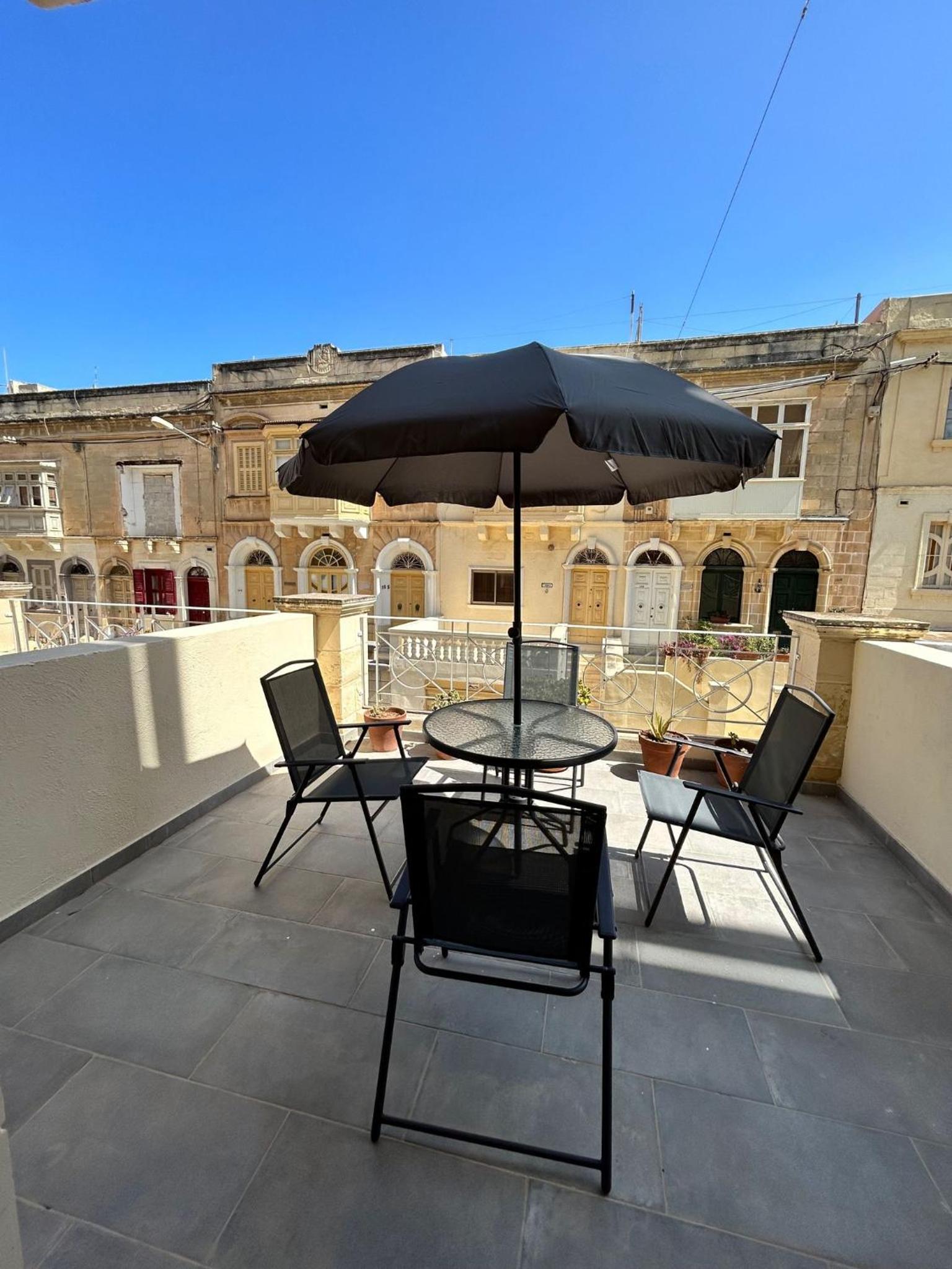 Sliema Apartment