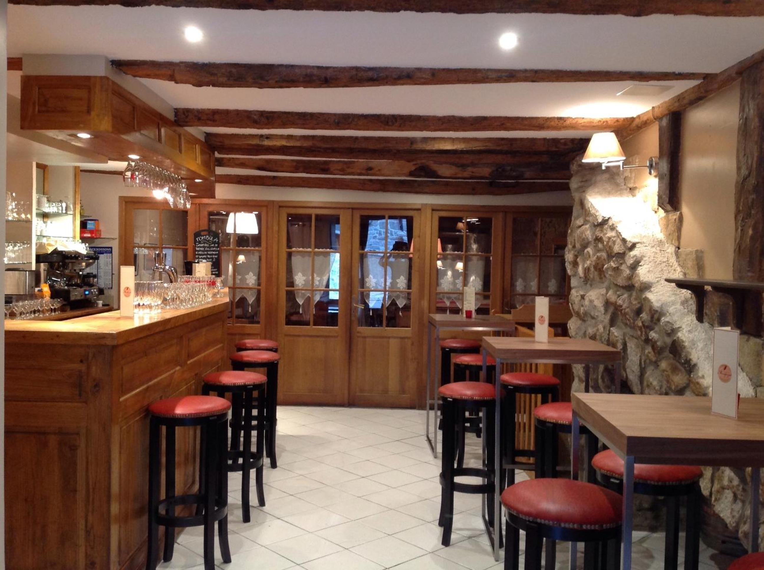 restaurant