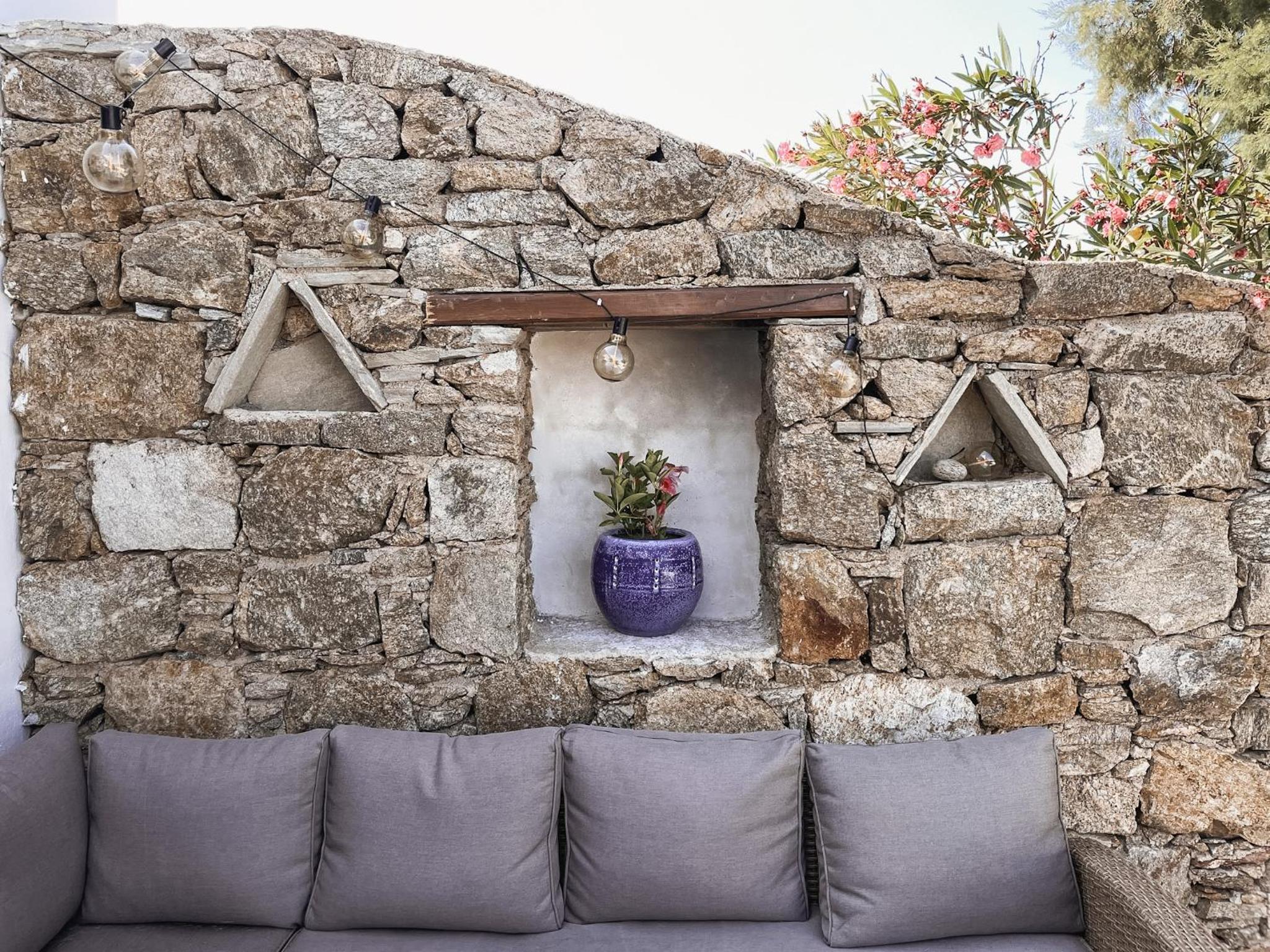 The Mykonos House - Newly Renovated Villa Near Town photo 5