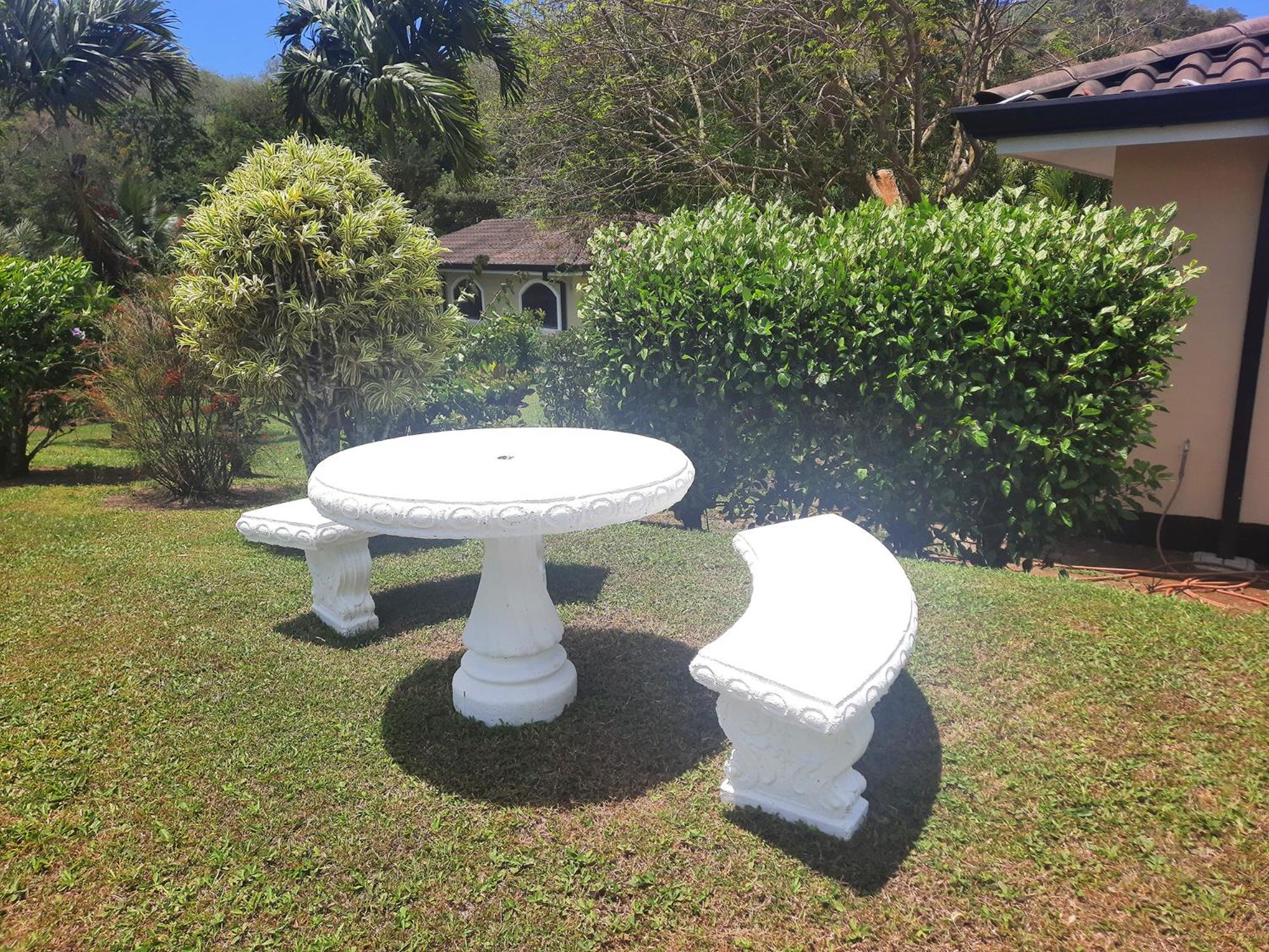 TOP RATED - Stunning Lake Arenal 2 Bed Country House