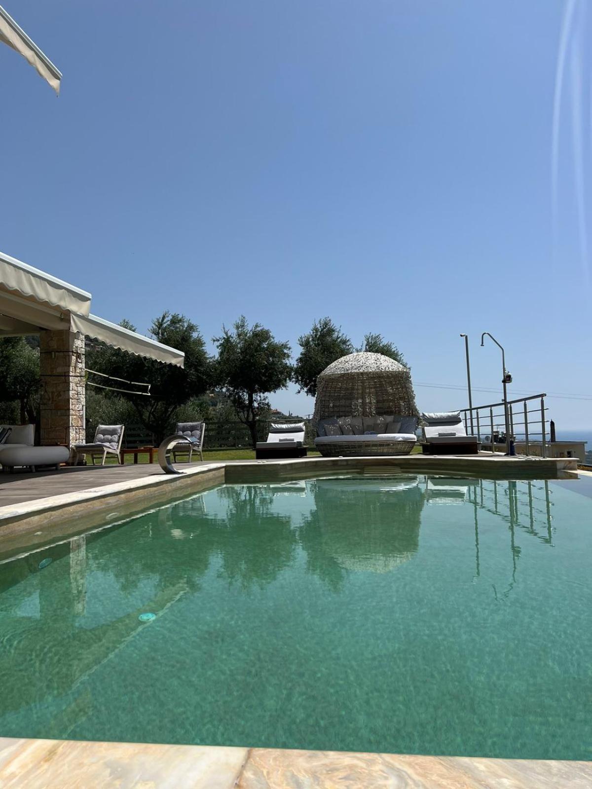 Las Vergas - Enjoy our swimming pool in Kalamata, Greece view 3