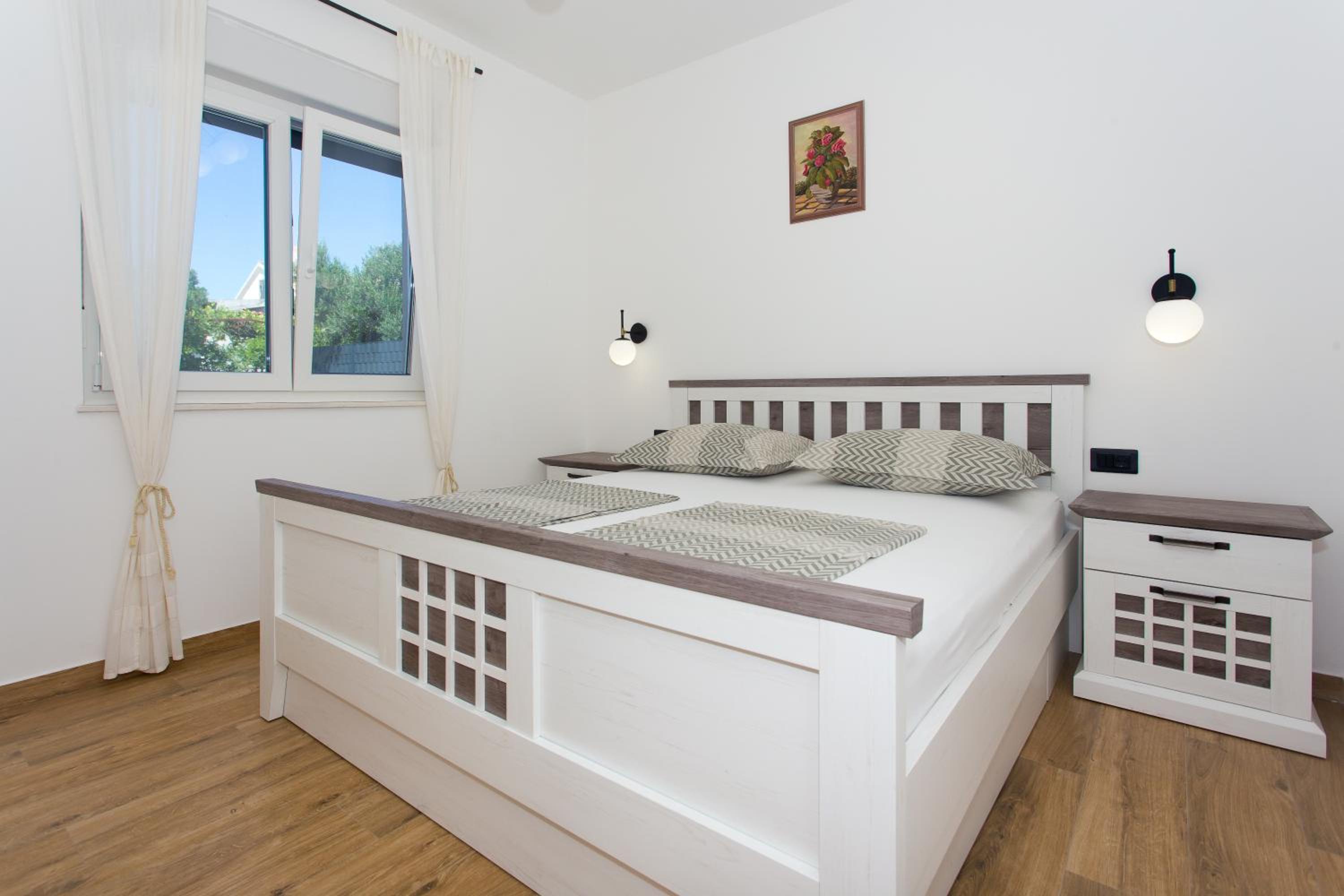 Modern apartment with swimming pool, photo 39