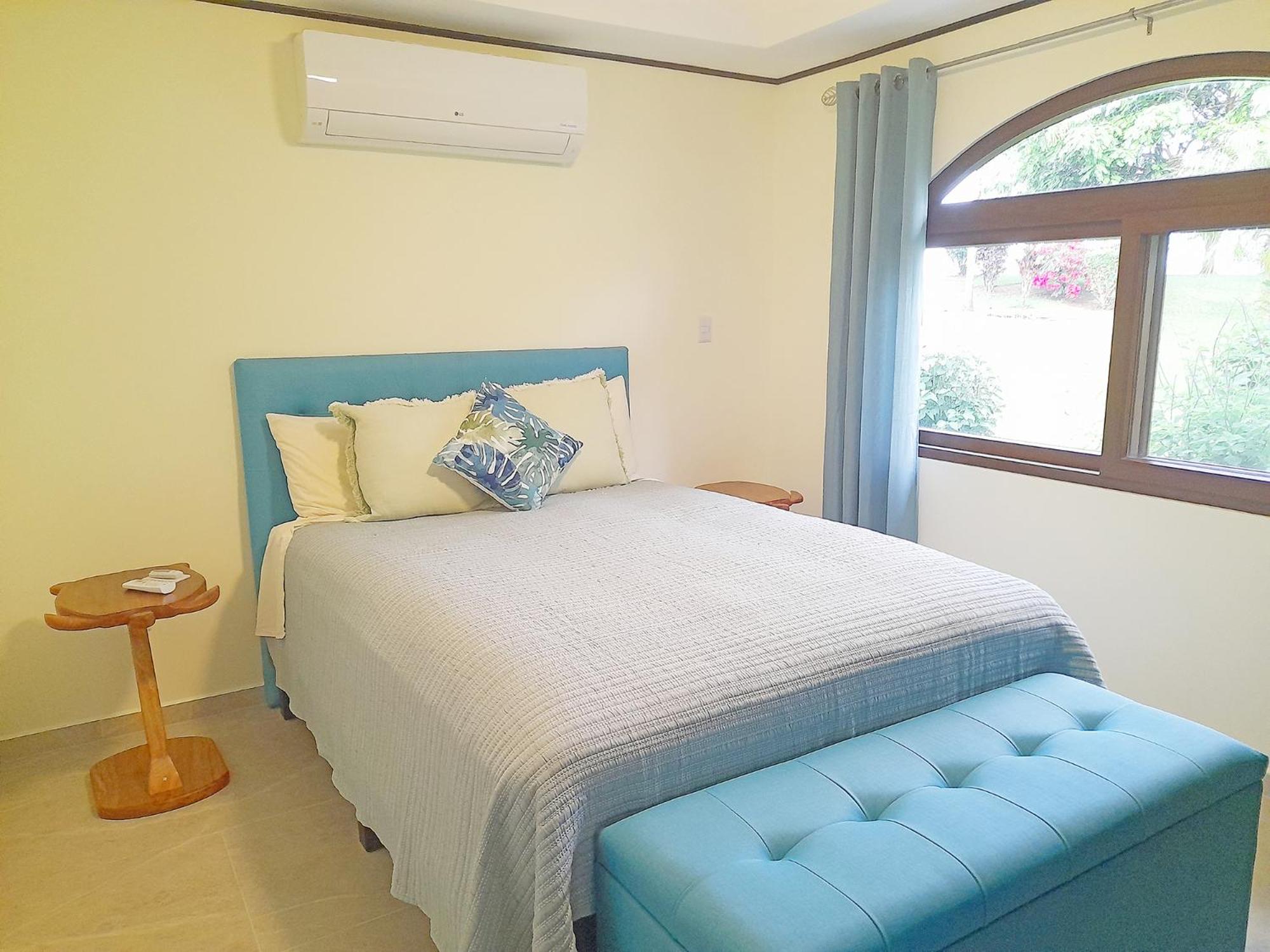 TOP RATED - Stunning Lake Arenal 2 Bed Country House