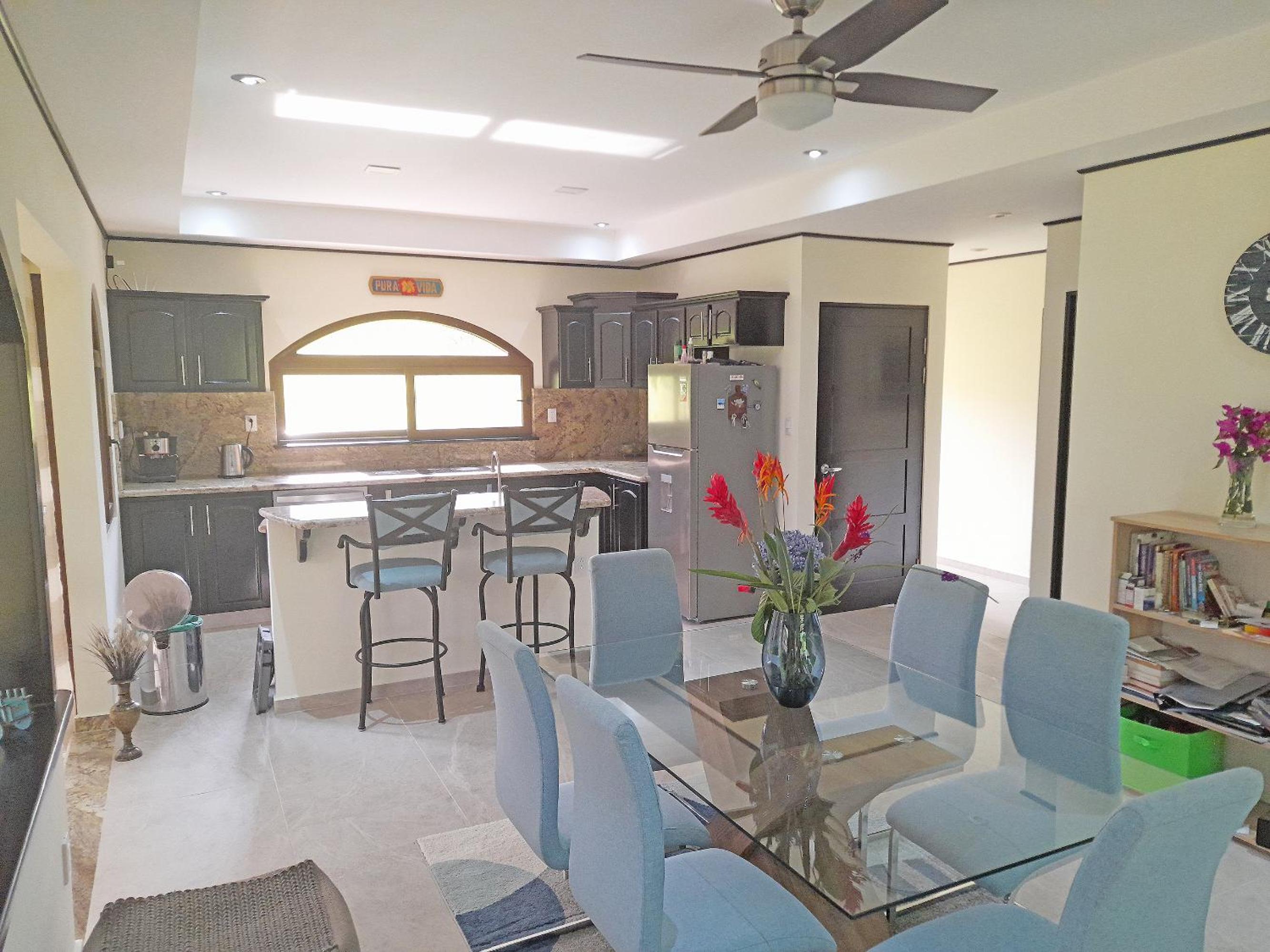 TOP RATED - Stunning Lake Arenal 2 Bed Country House