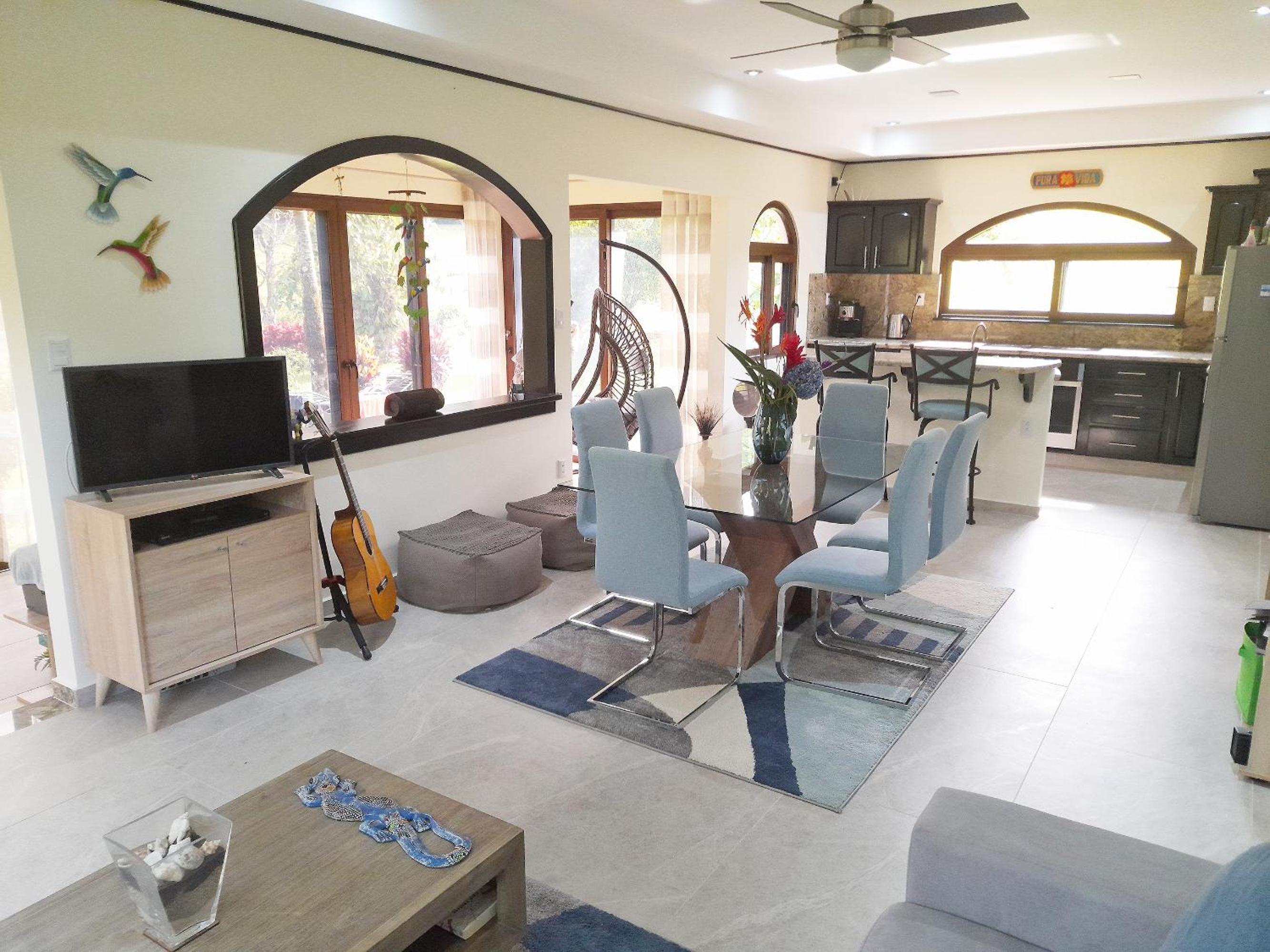 TOP RATED - Stunning Lake Arenal 2 Bed Country House