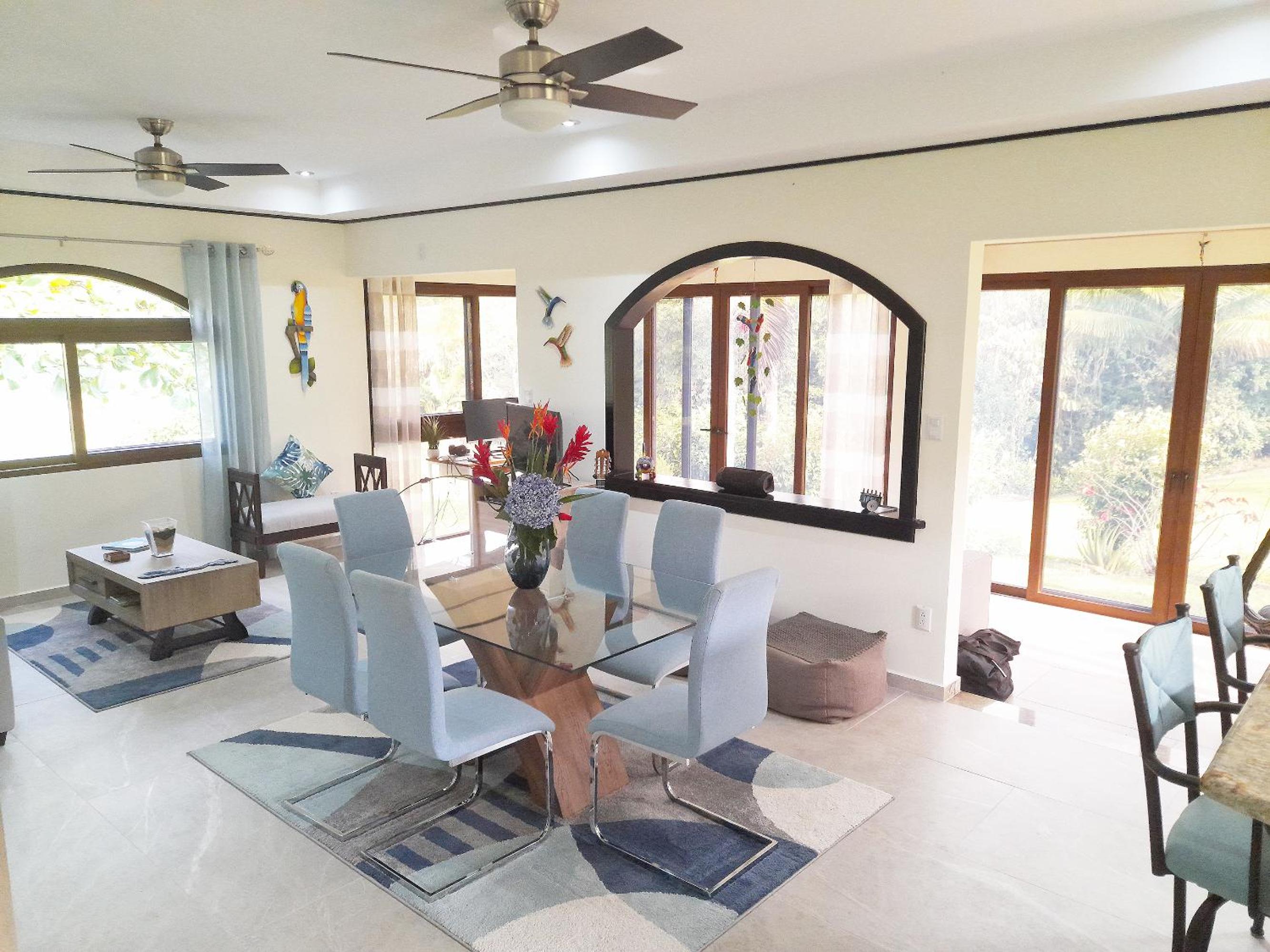 TOP RATED - Stunning Lake Arenal 2 Bed Country House