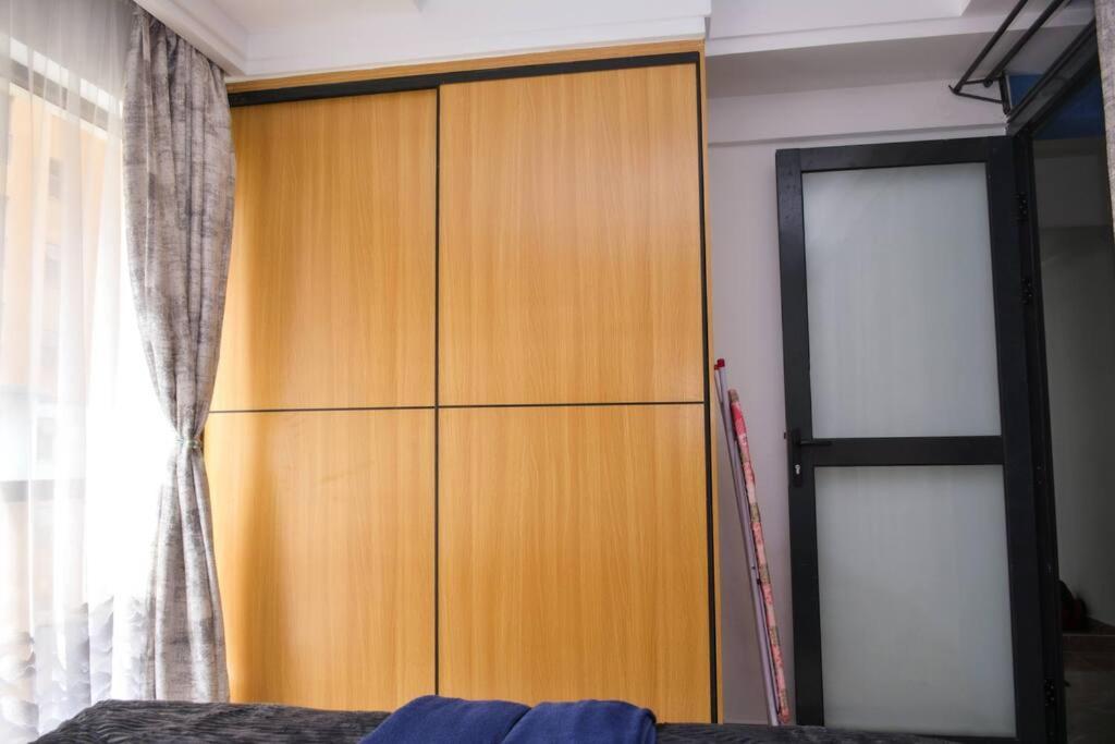Lovely instantworthy Premier One Bedroom Apartment