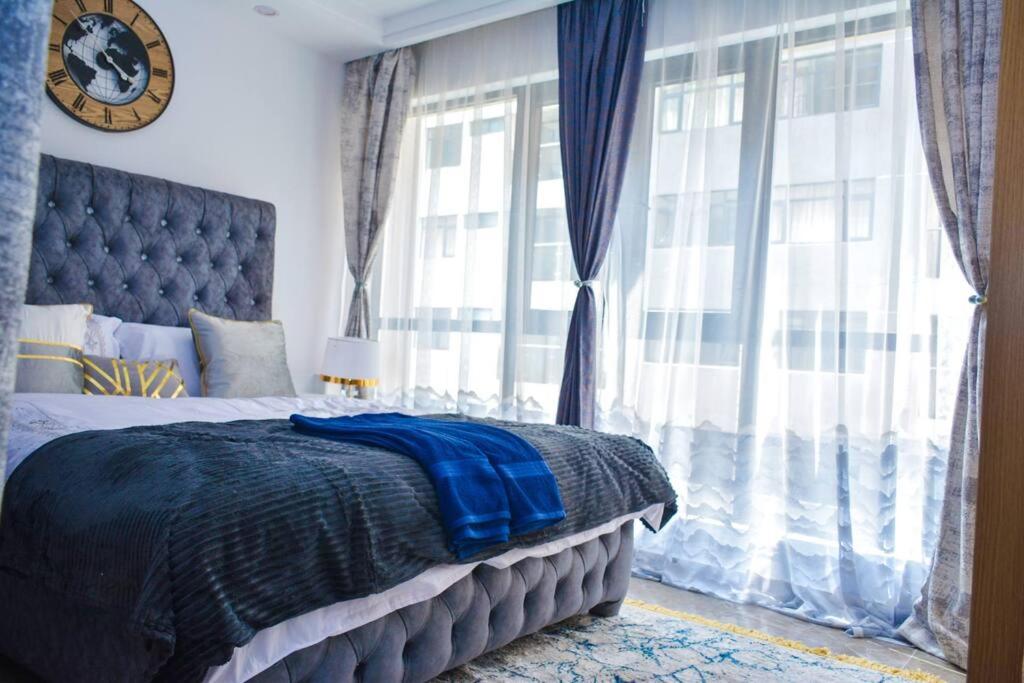 Lovely instantworthy Premier One Bedroom Apartment