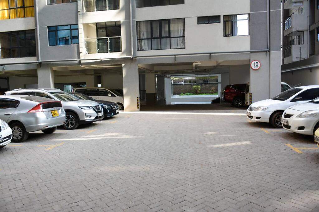 Lovely instantworthy Premier One Bedroom Apartment