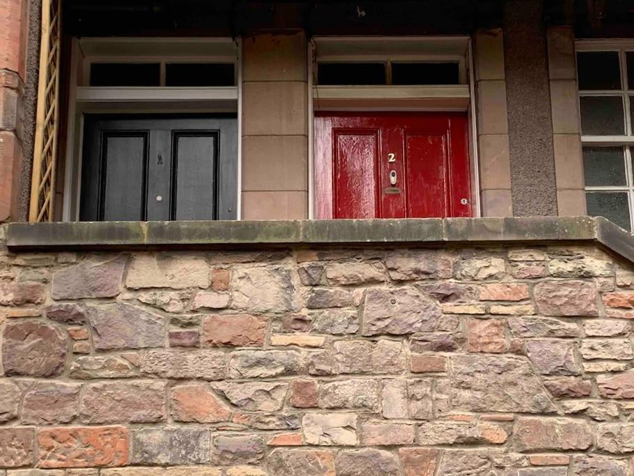 16th Century Courtyard Apartment on the Royal Mile view 5