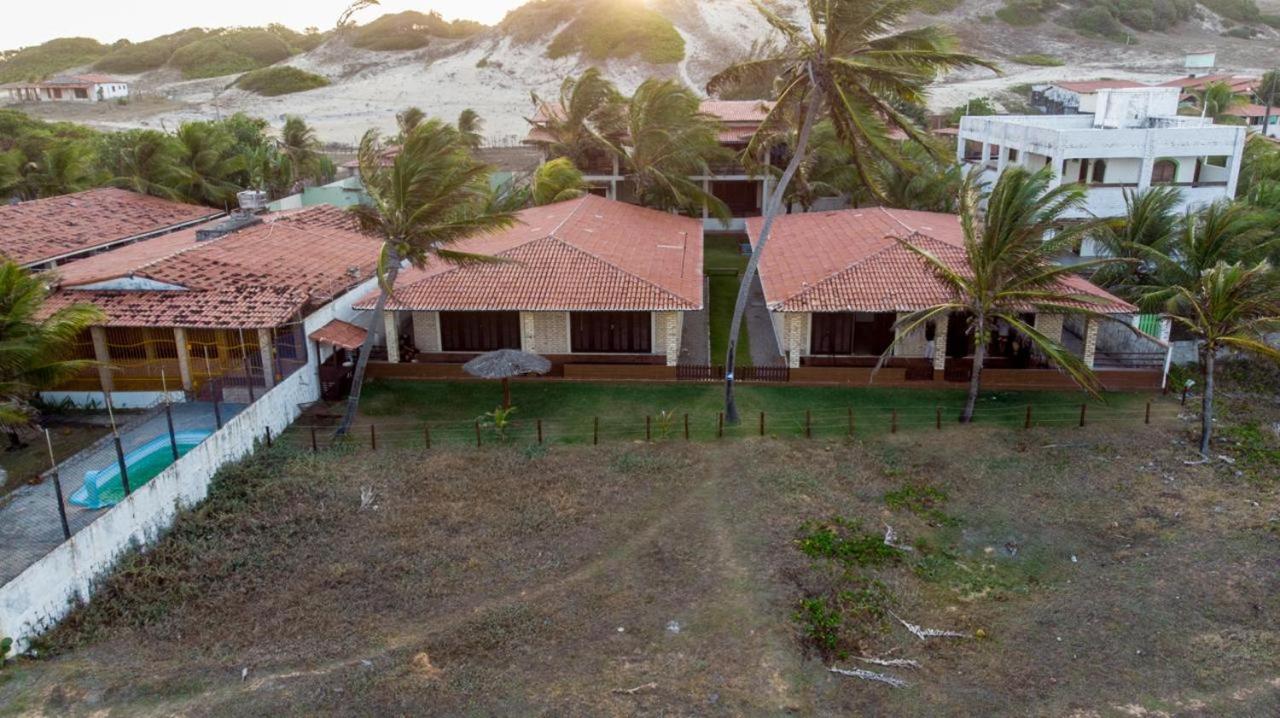 Condominio Praia Caraubas