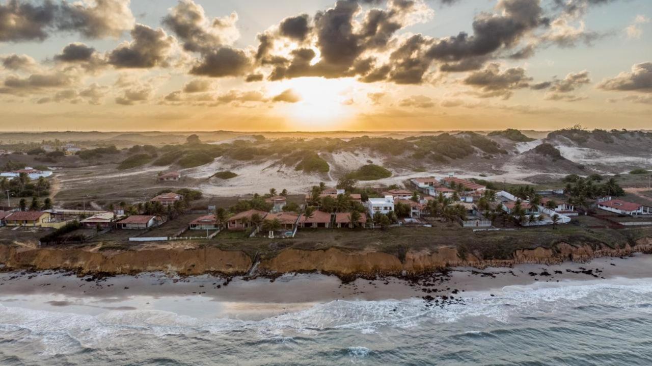 Condominio Praia Caraubas