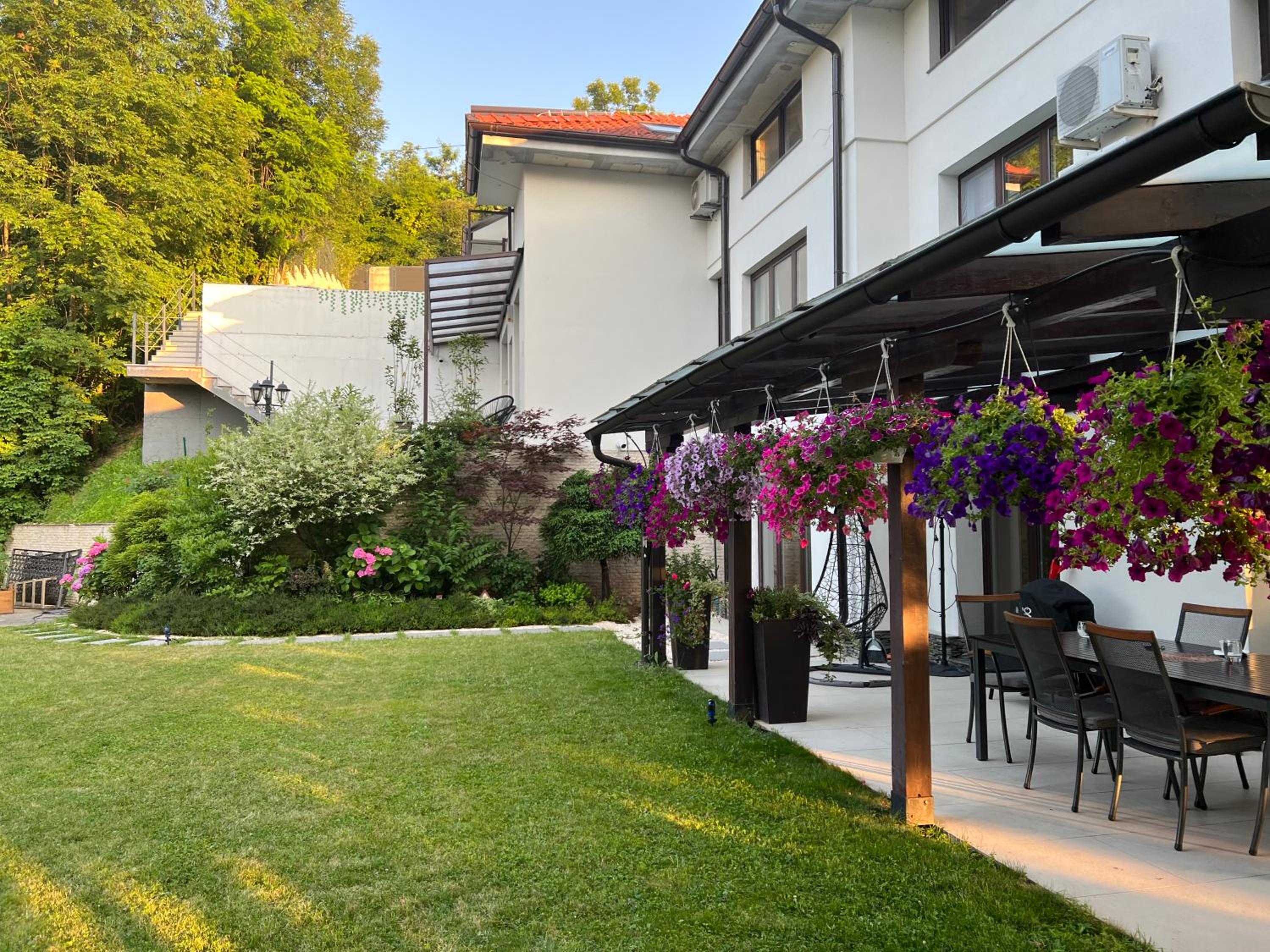 Residence 33
