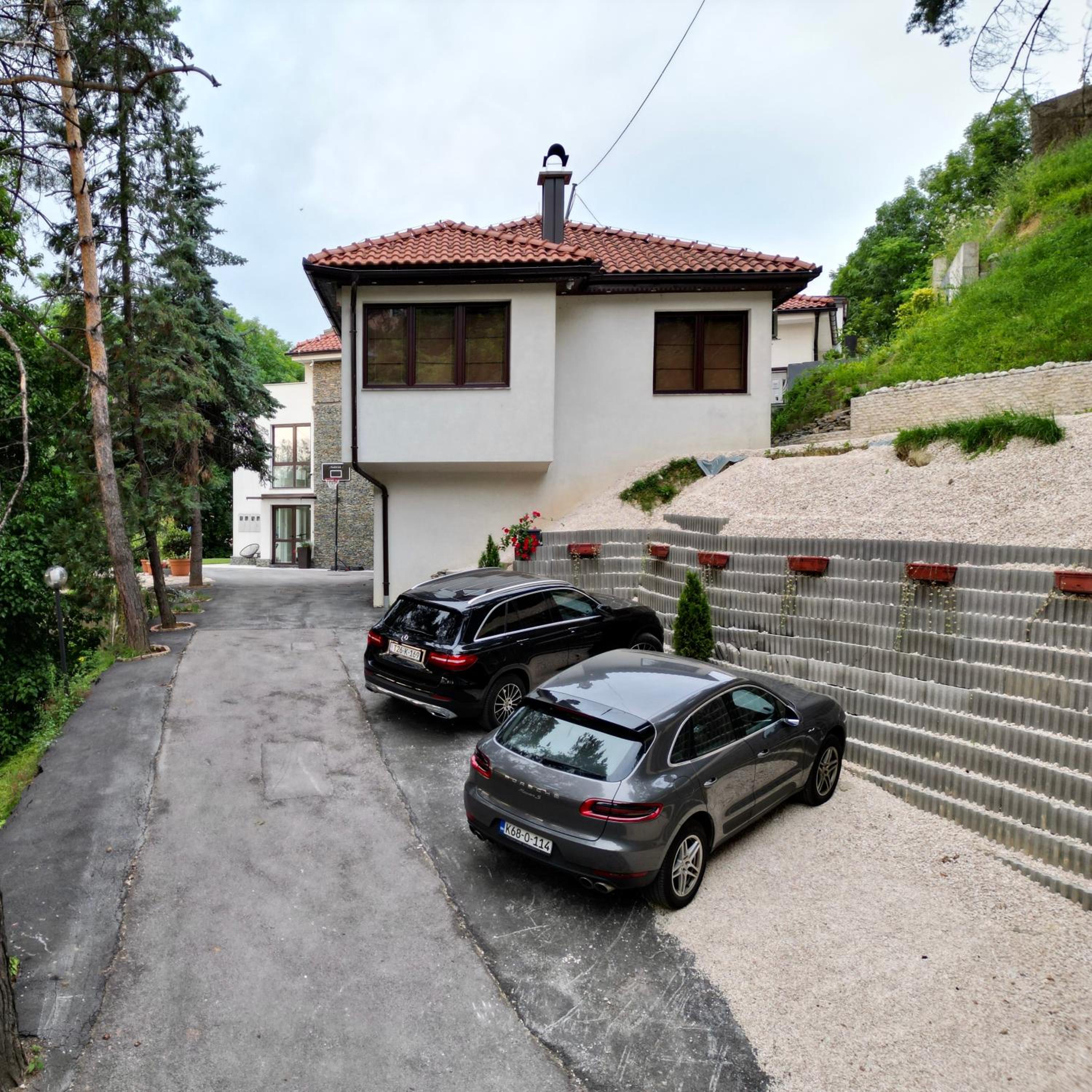 Residence 33